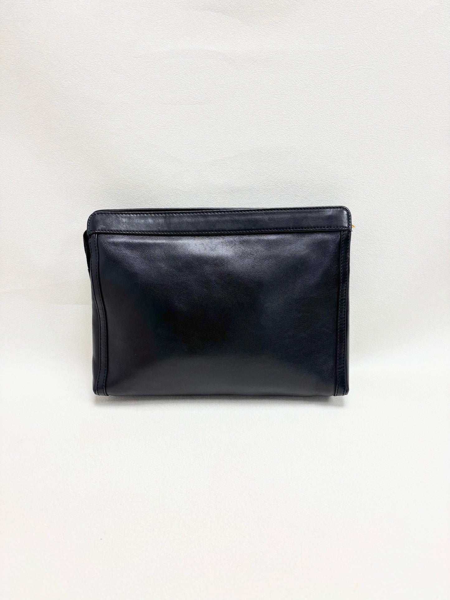 CÉLINE Leather clutch