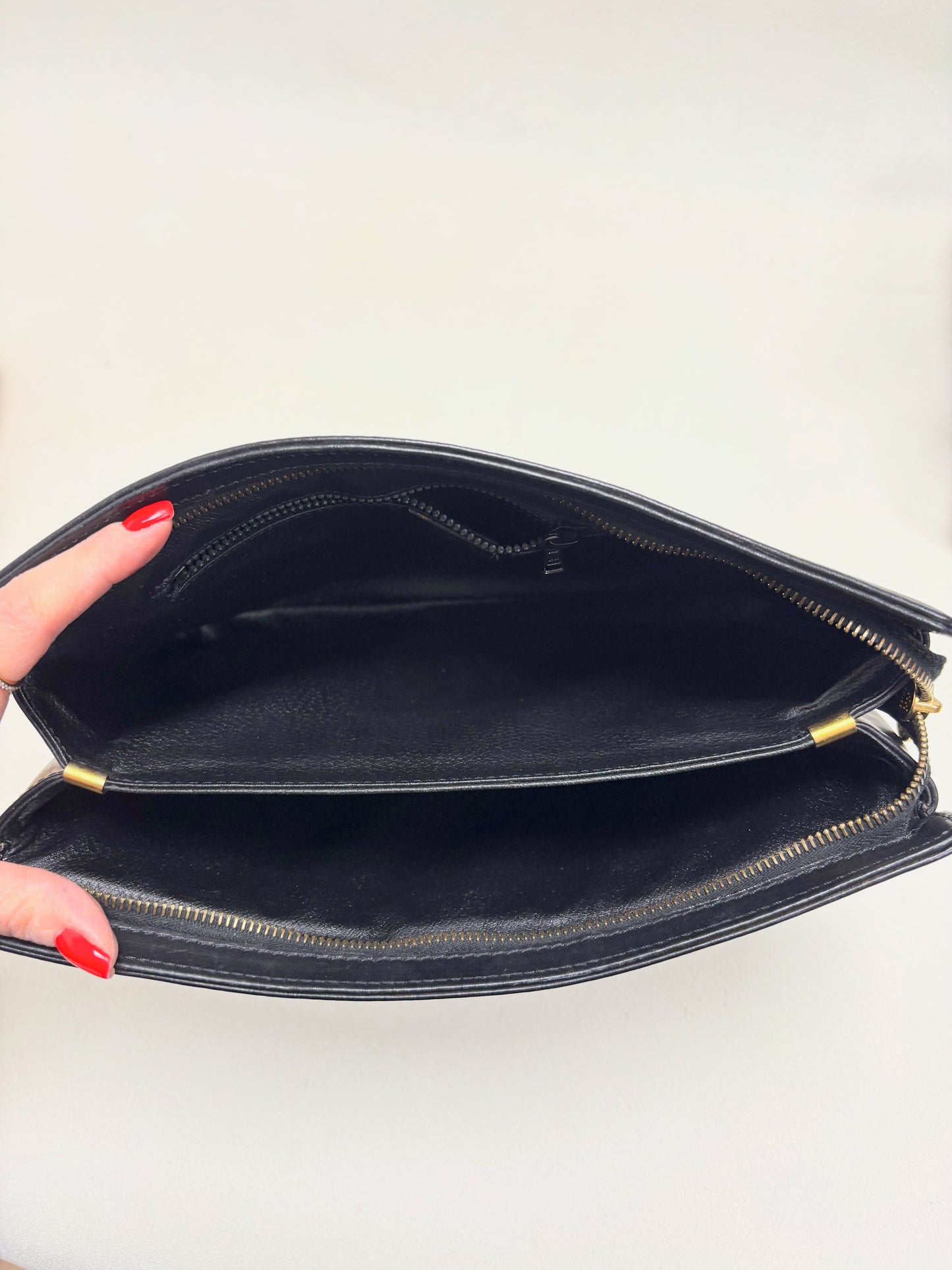 CÉLINE Leather clutch
