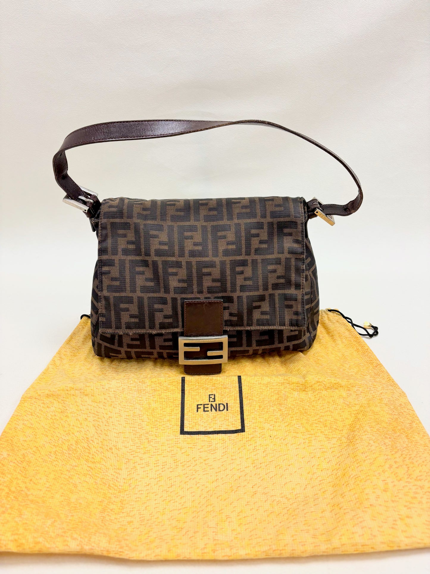 FENDI Mamma Baguette Bag