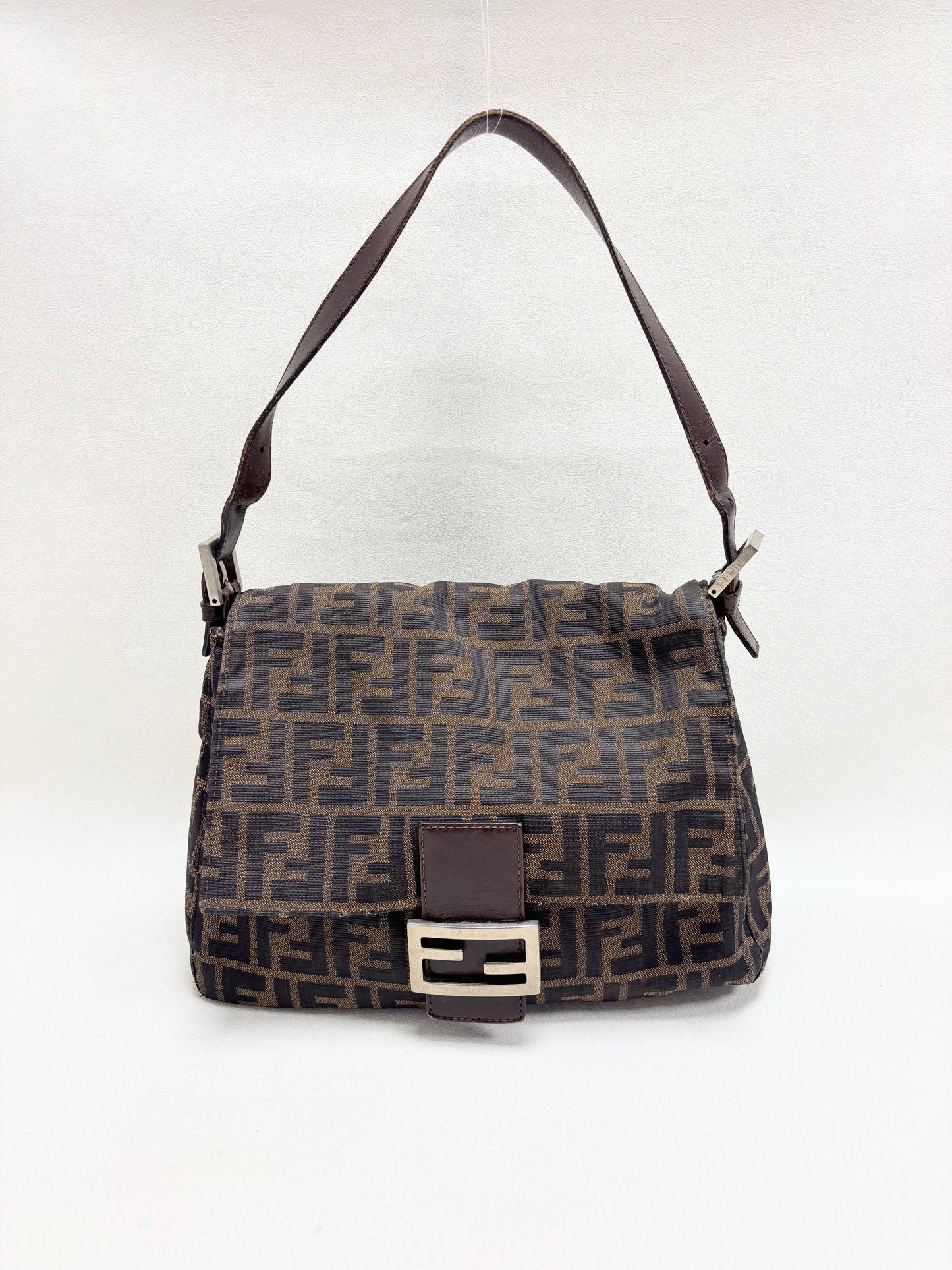 FENDI Mamma Baguette Bag
