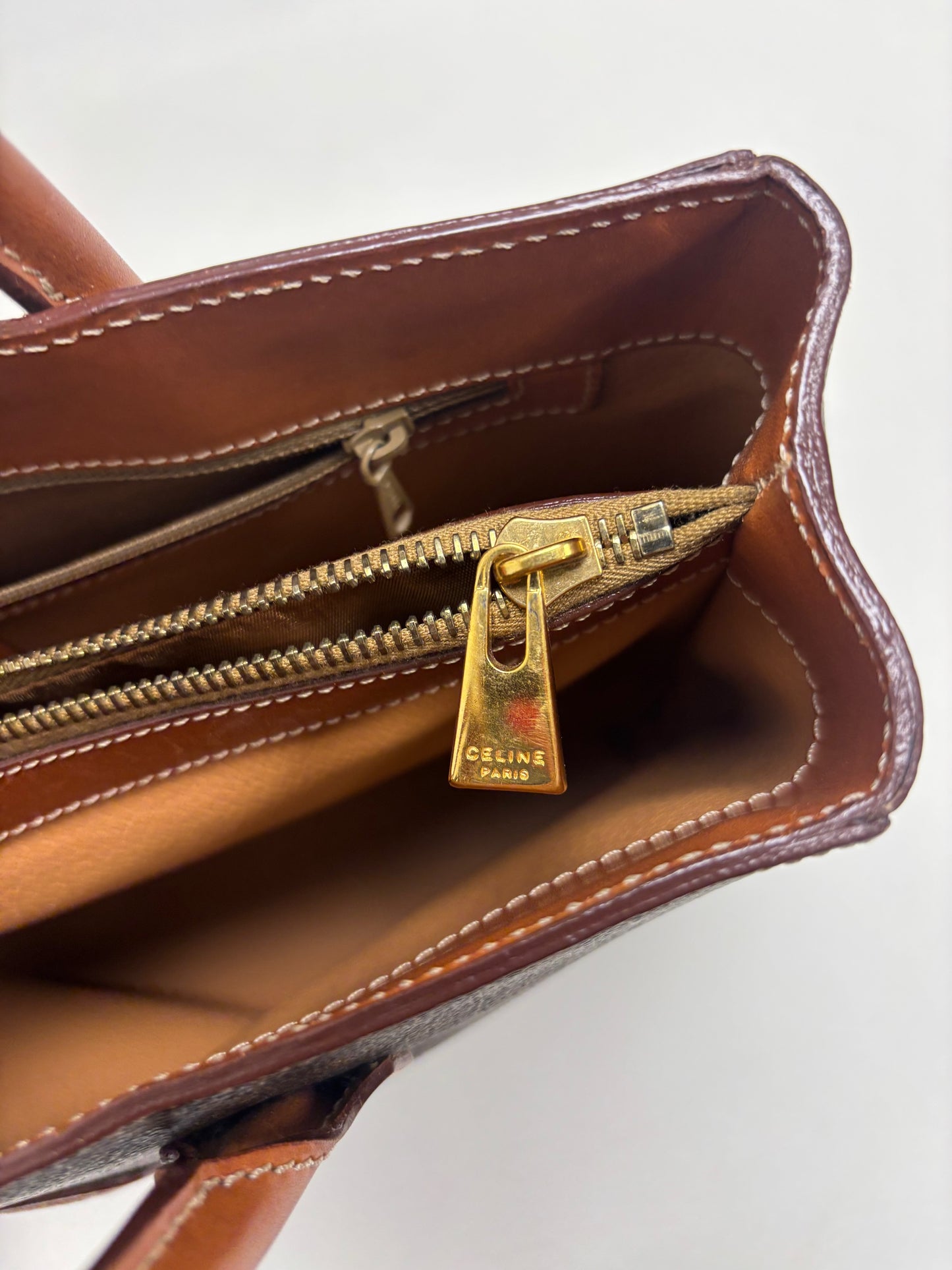 CÉLINE Triomphe Tote Bag