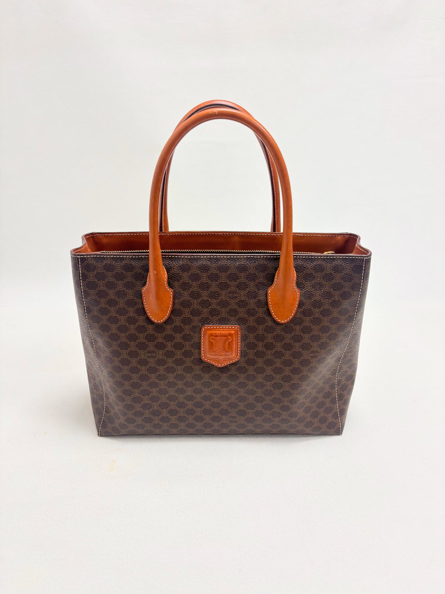 CÉLINE Triomphe Tote Bag
