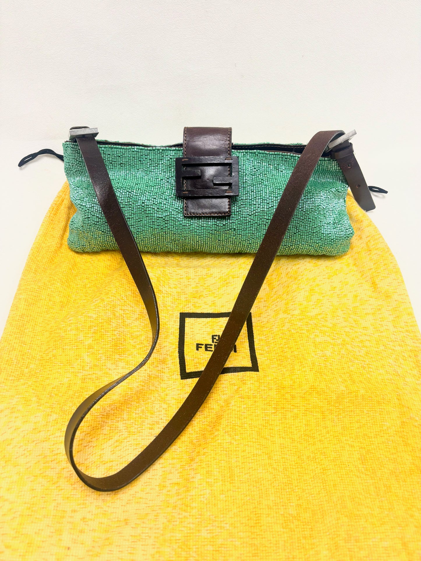 FENDI Sac Baguette Shoulder à sequins