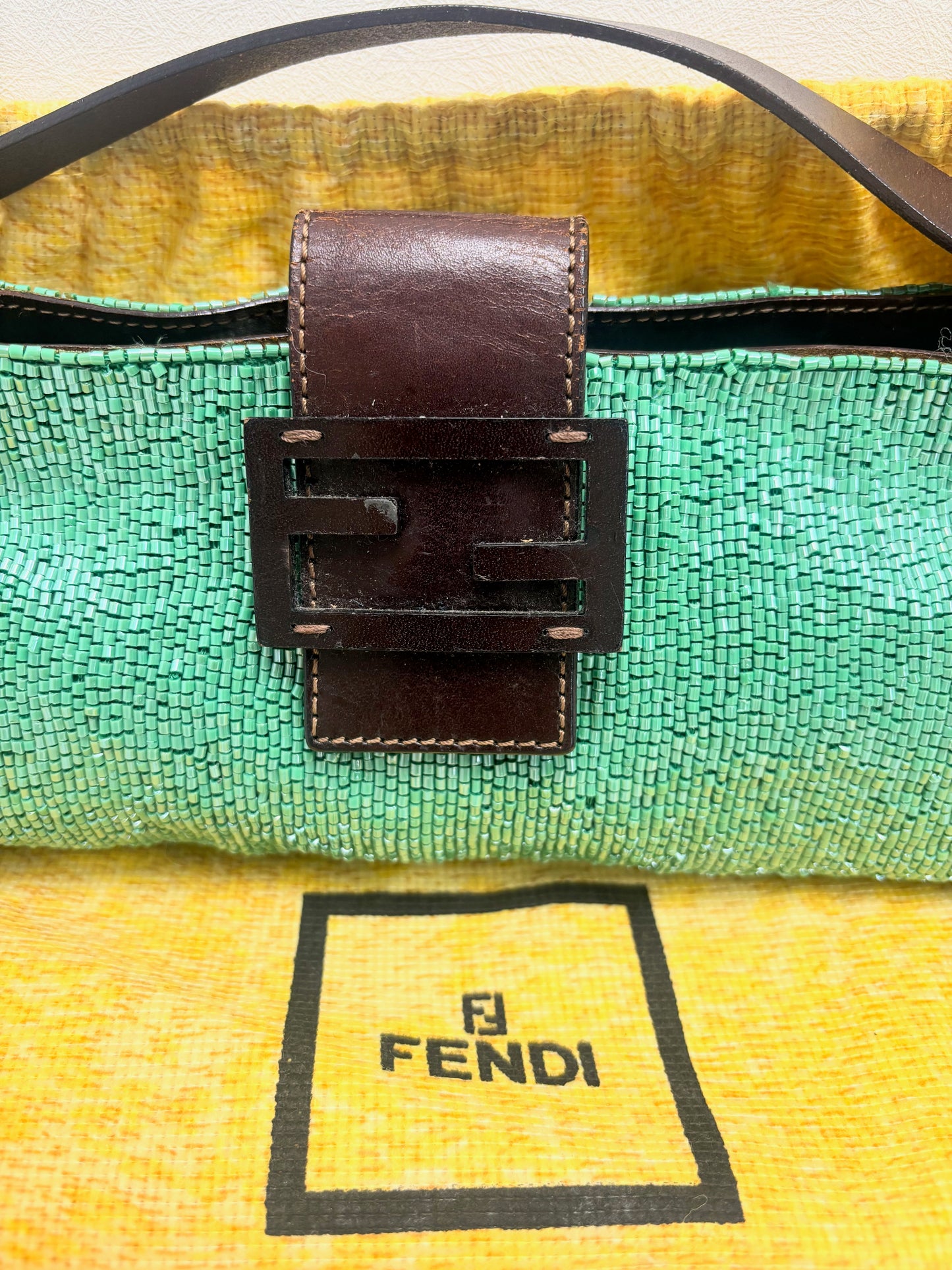 FENDI Sac Baguette Shoulder à sequins