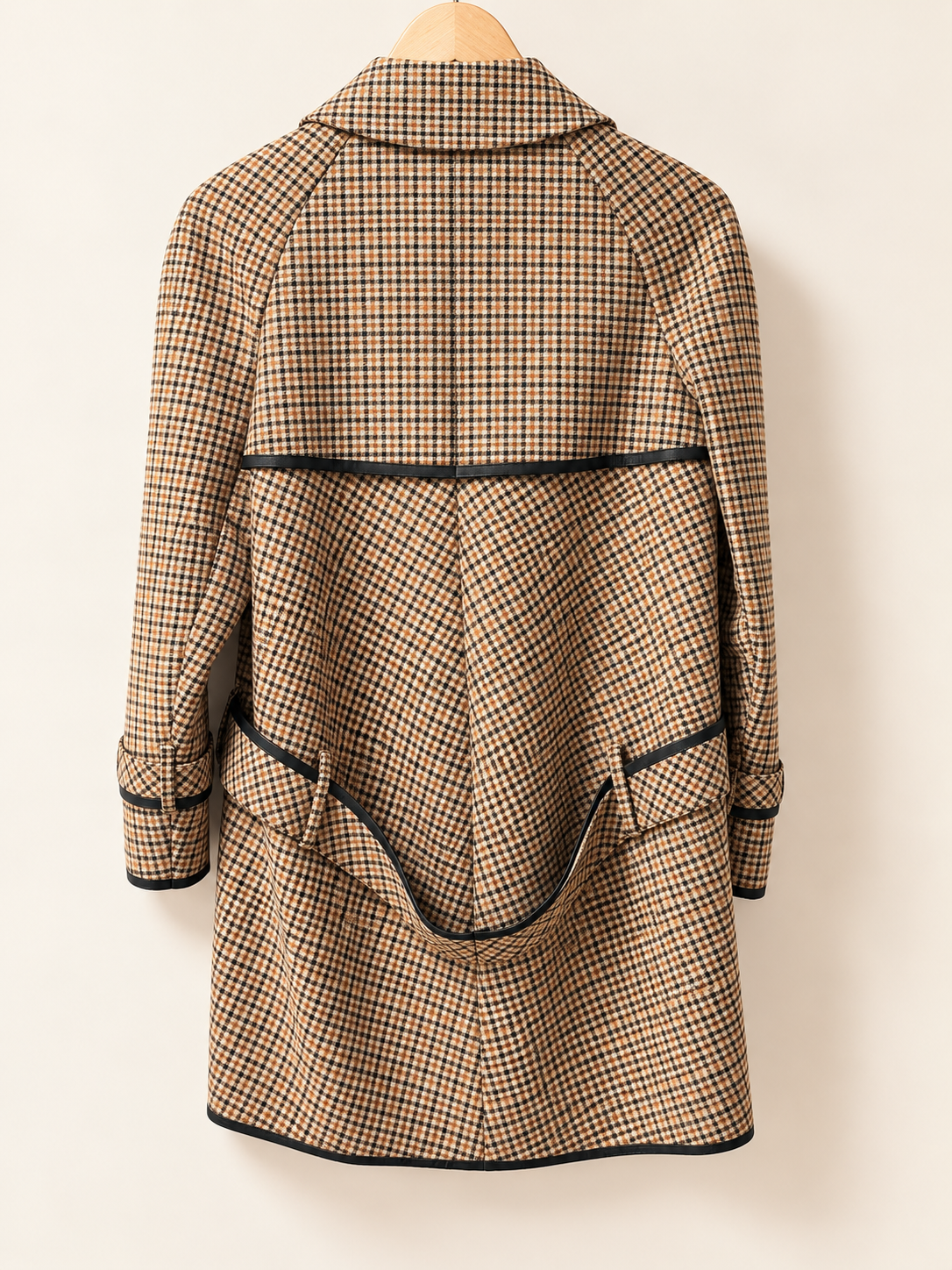 BALENCIAGA Veste by Nicolas Ghesquière