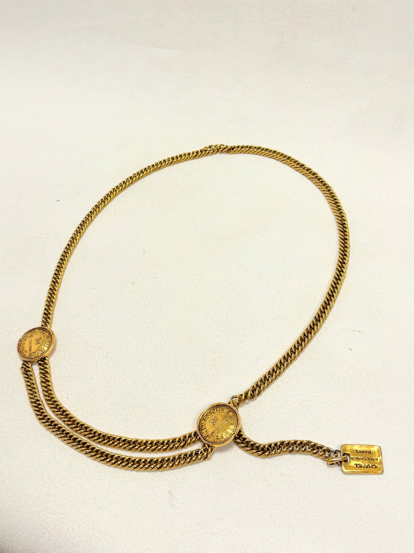 CHANEL Ceinture Médaillons
