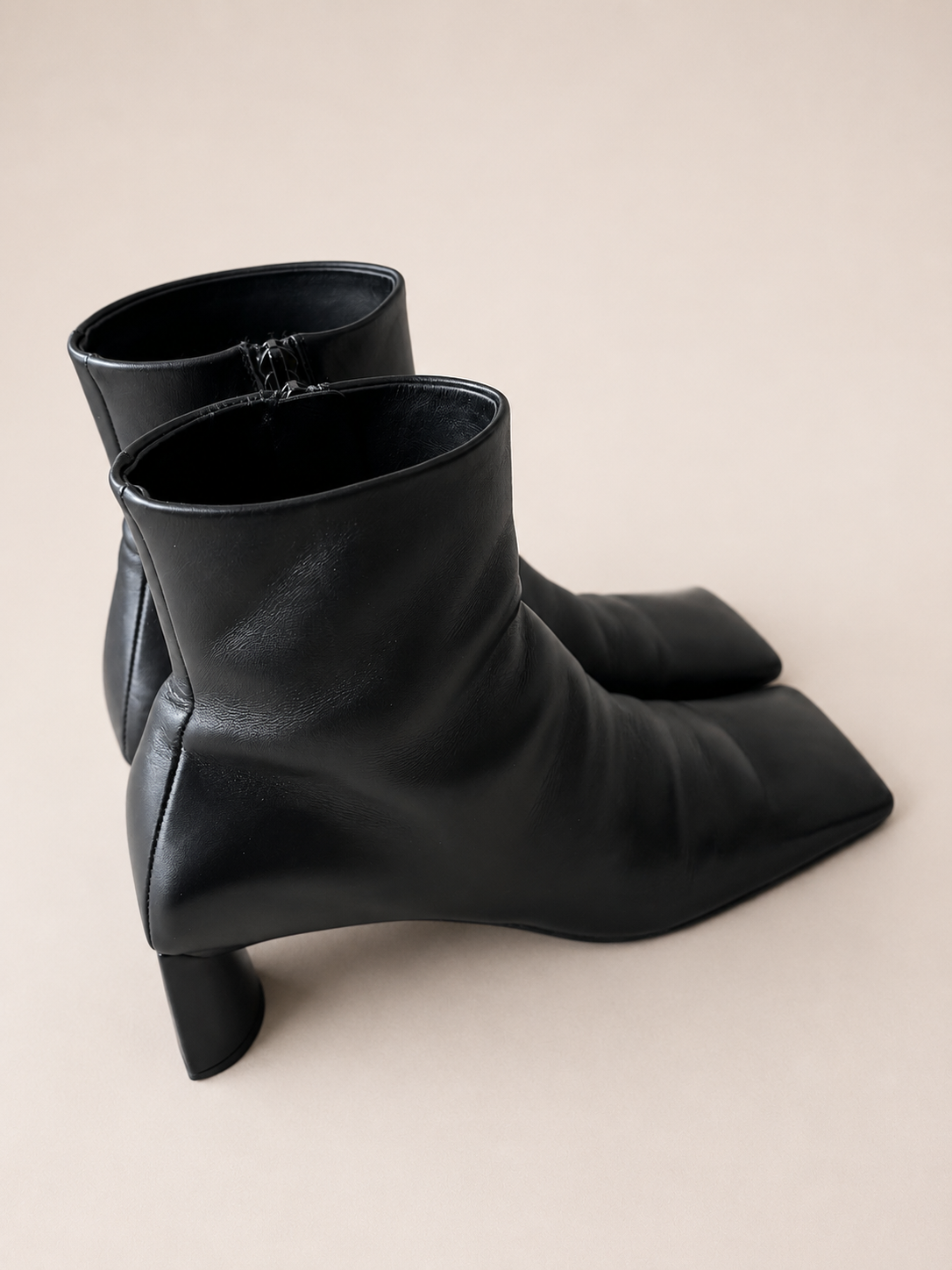 BALENCIAGA Boots Bouts Carrés