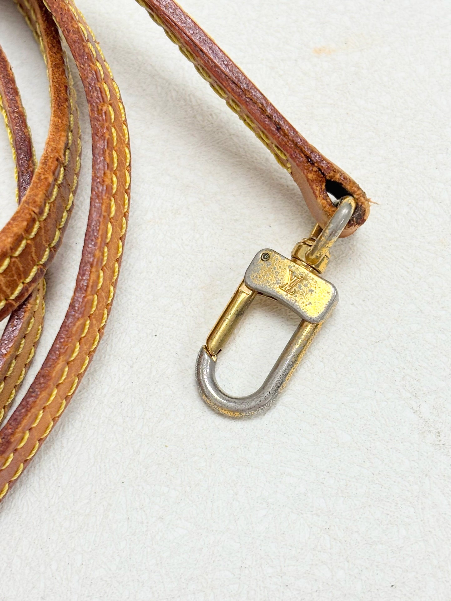 LOUIS VUITTON Bandoulière