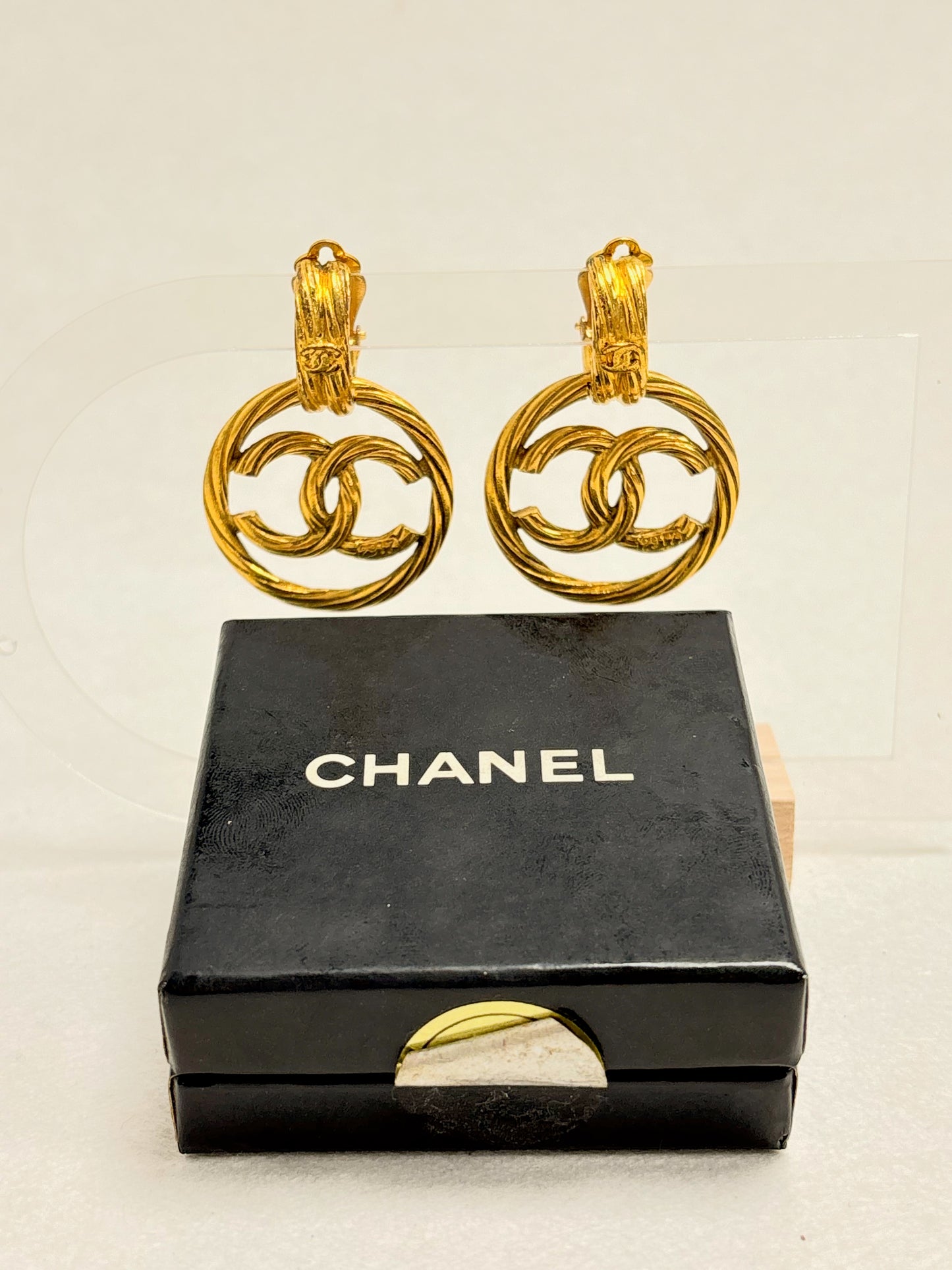 CHANEL Boucles d'oreilles 1994