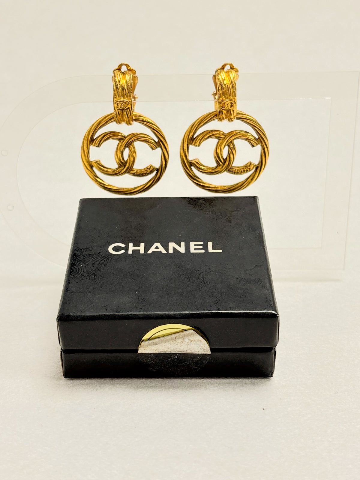 CHANEL Boucles d'oreilles 1994