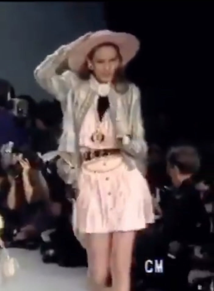 CHANEL Sautoir Médaillon SS 1988