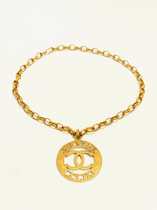 CHANEL Sautoir Médaillon SS 1988