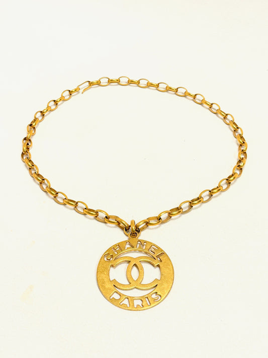 CHANEL Sautoir Médaillon SS 1988