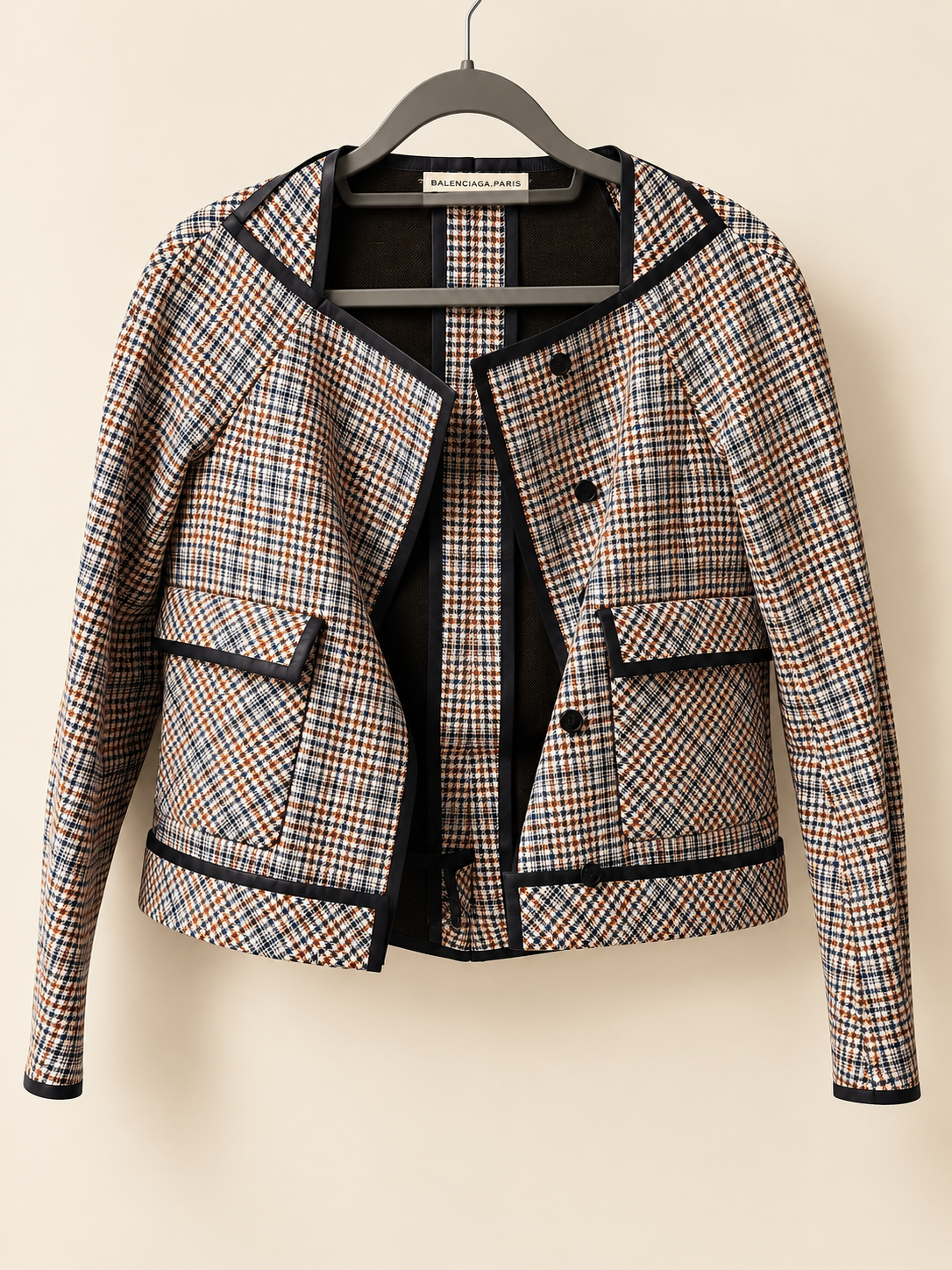 BALENCIAGA Veste by Nicolas Ghesquière