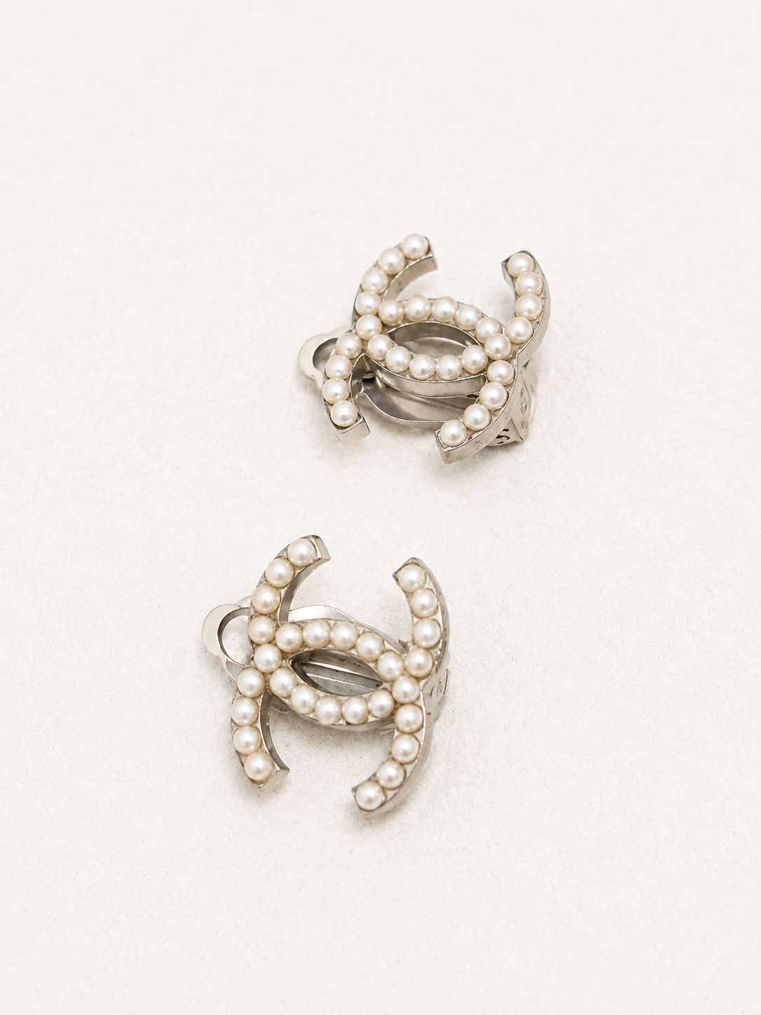 CHANEL Boucles d'oreilles
