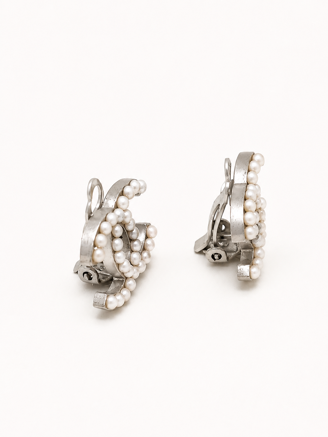 CHANEL Boucles d'oreilles