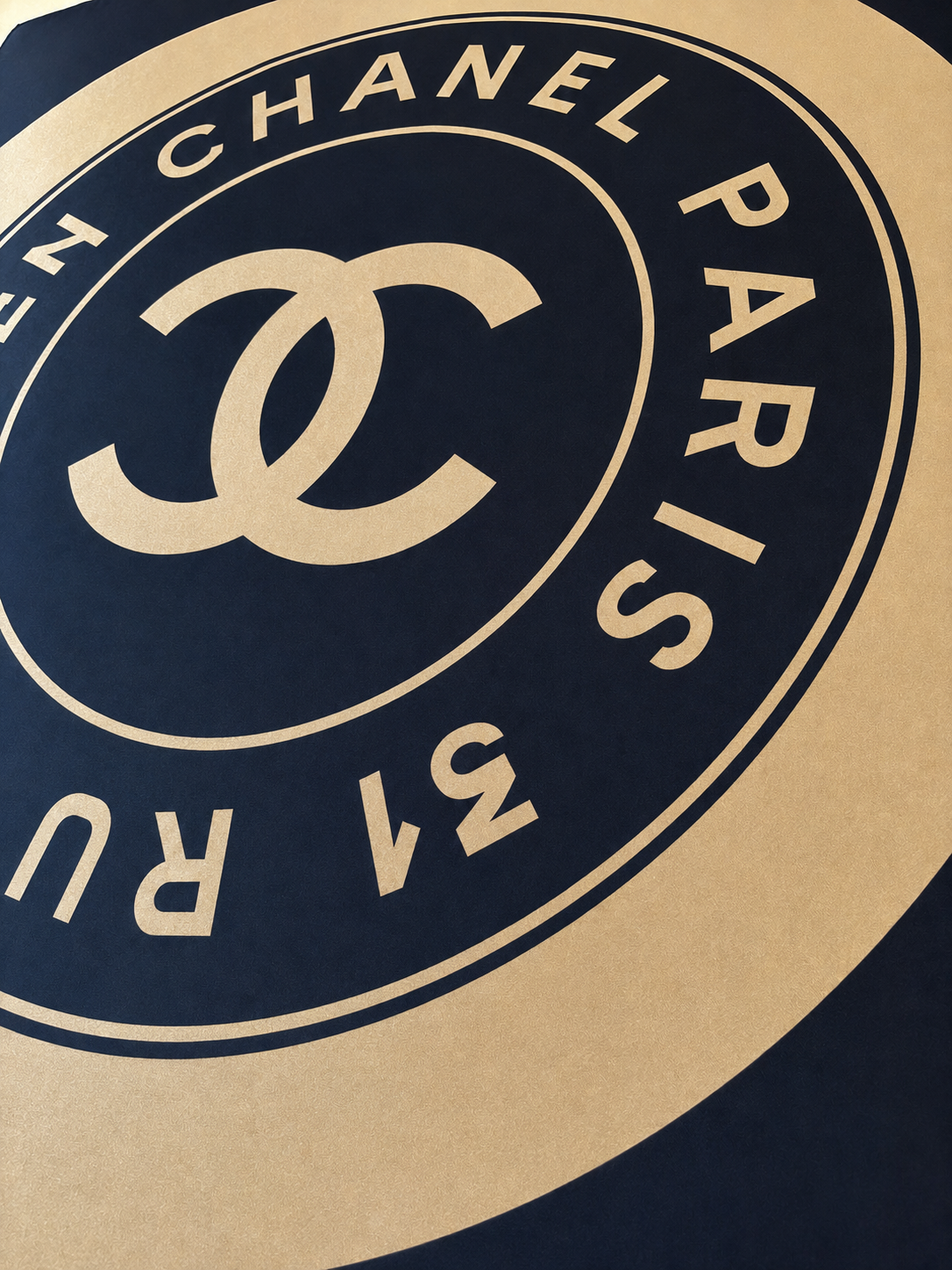 CHANEL Carré en soie