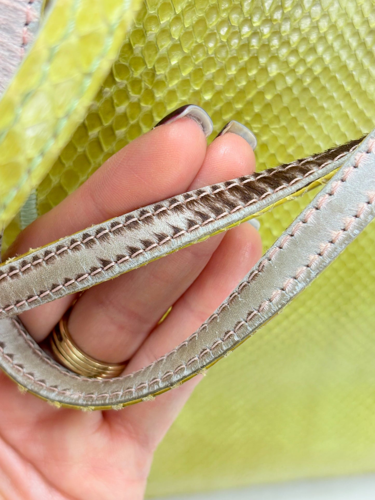 FENDI Sac Roll Bag en Python
