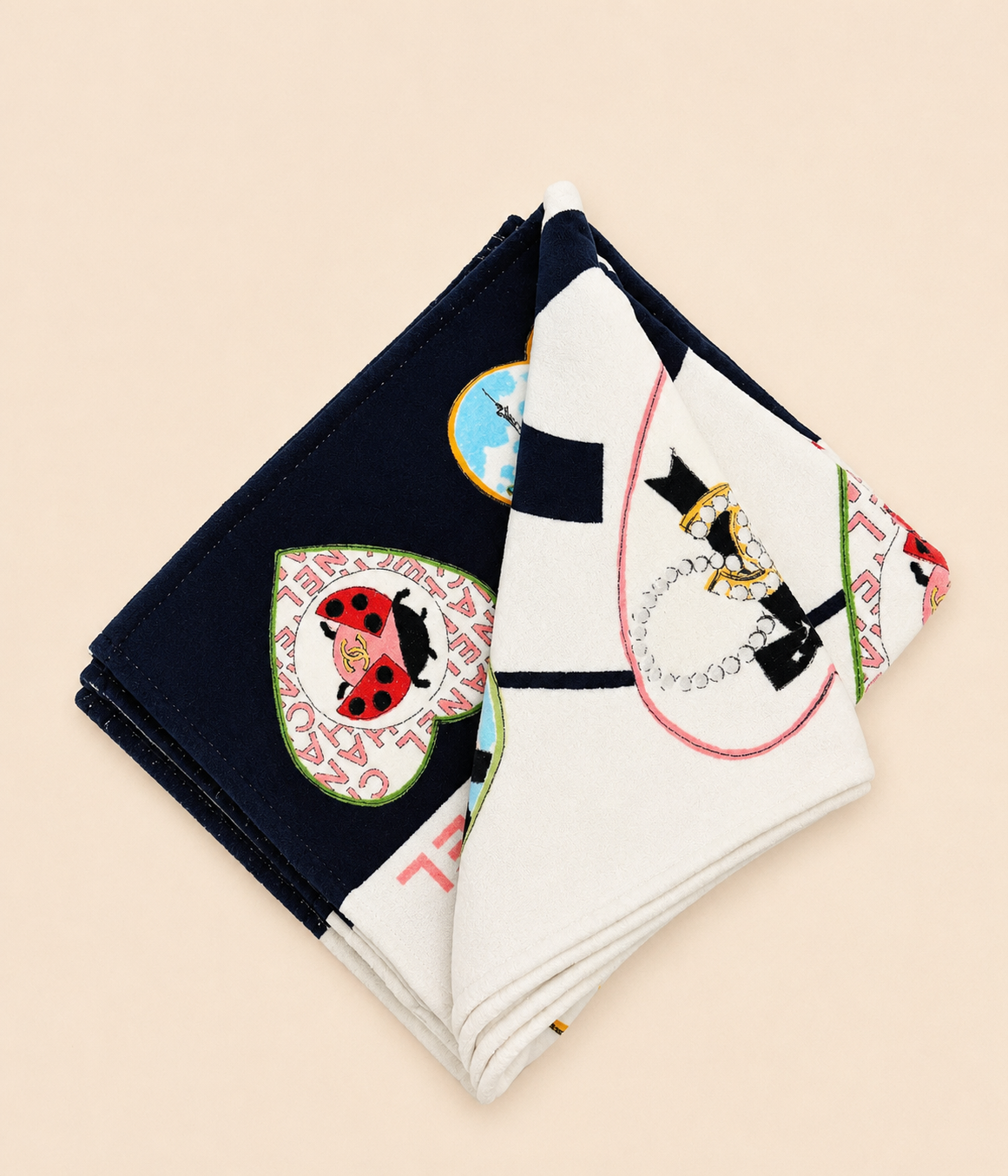 CHANEL Drap de plage