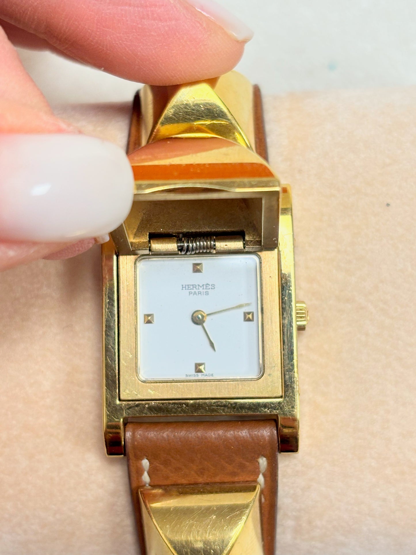 HERMÈS Montre Médor