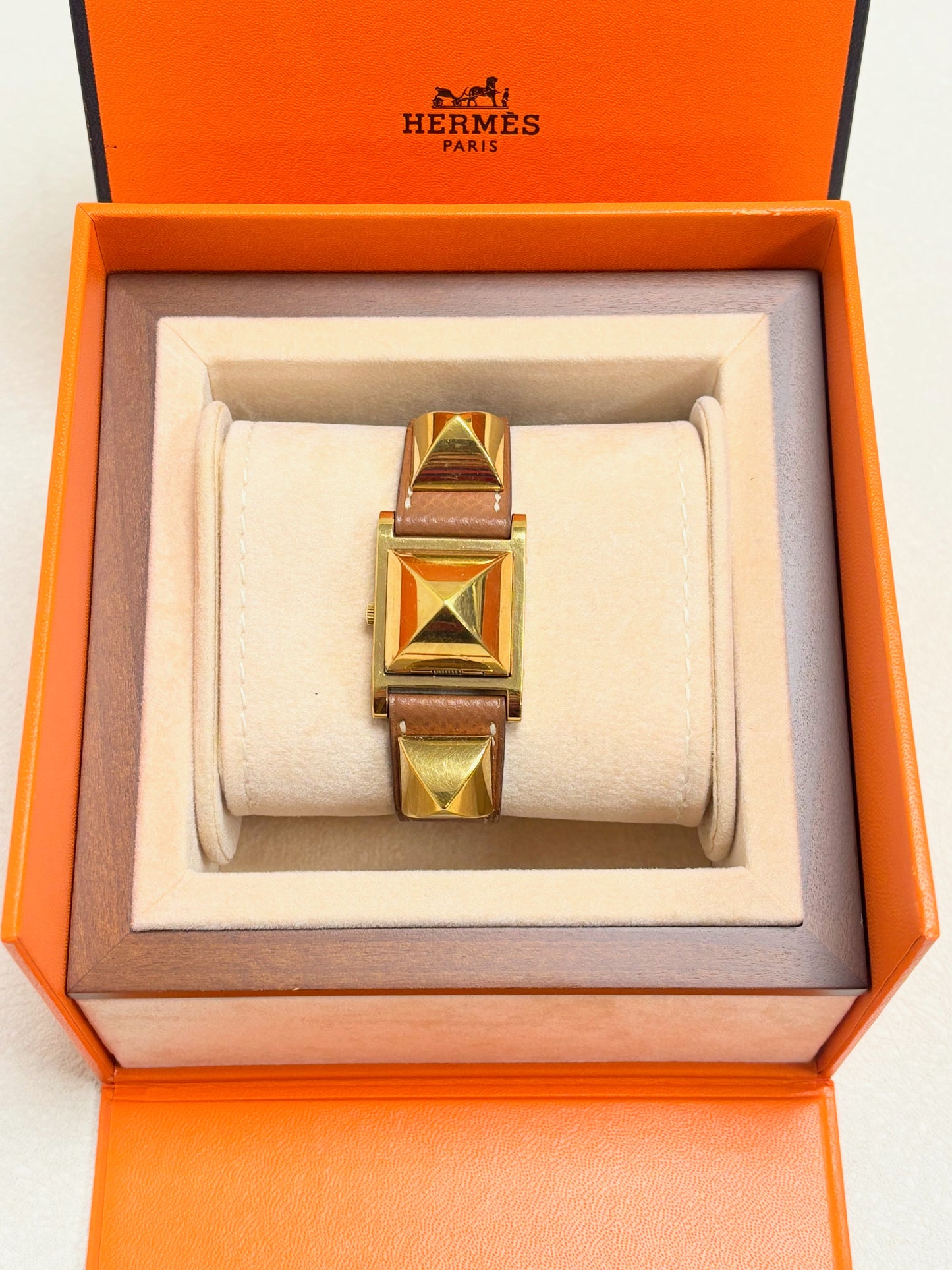 HERMÈS Montre Médor