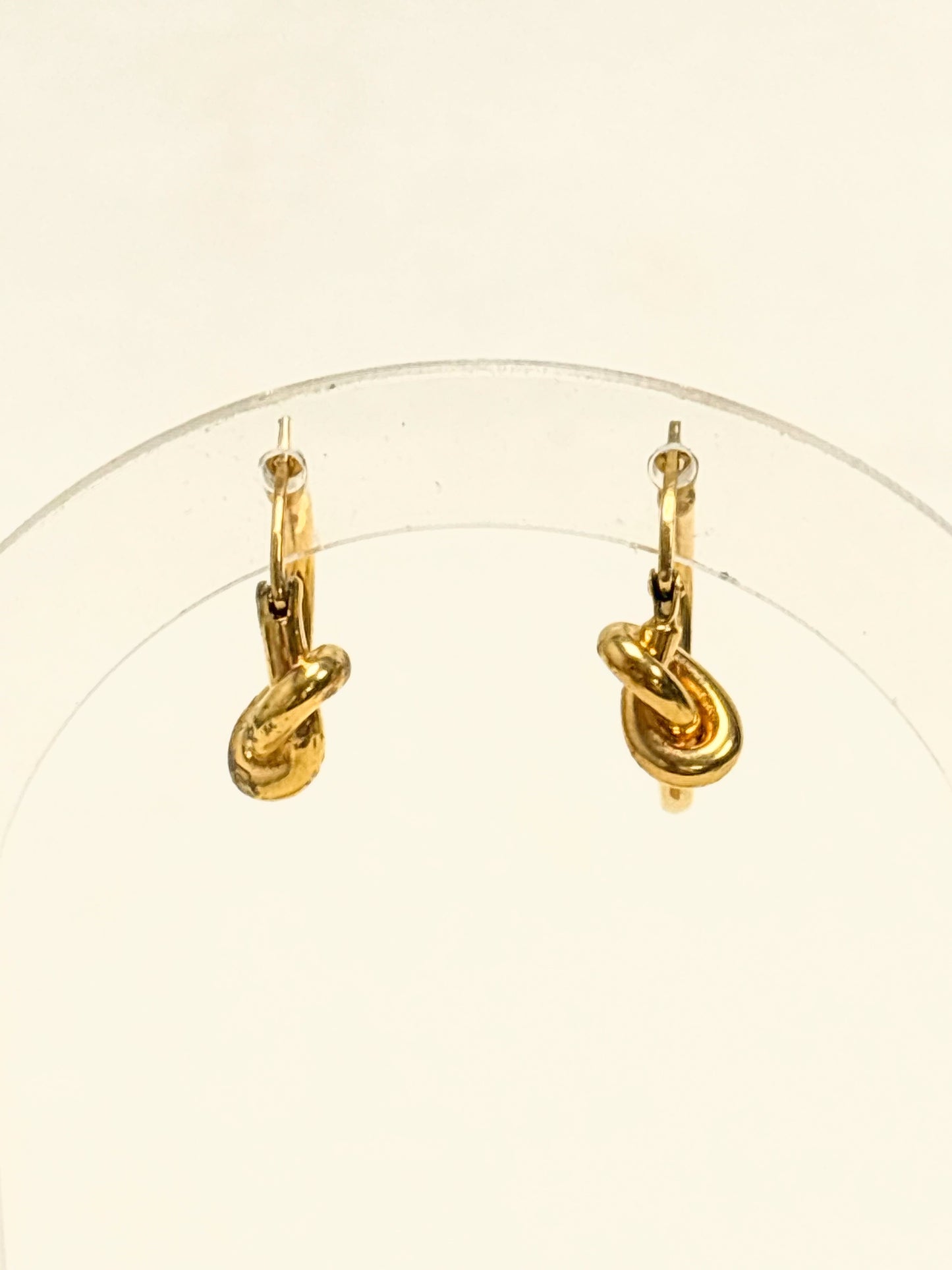 CÉLINE Knot solitaire earring