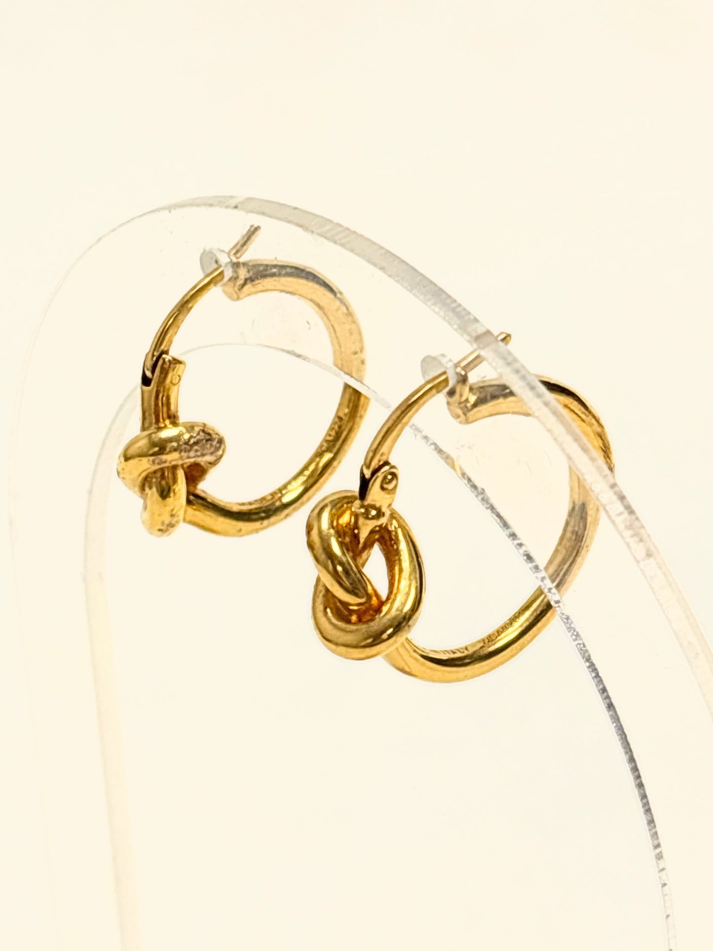 CÉLINE Knot solitaire earring