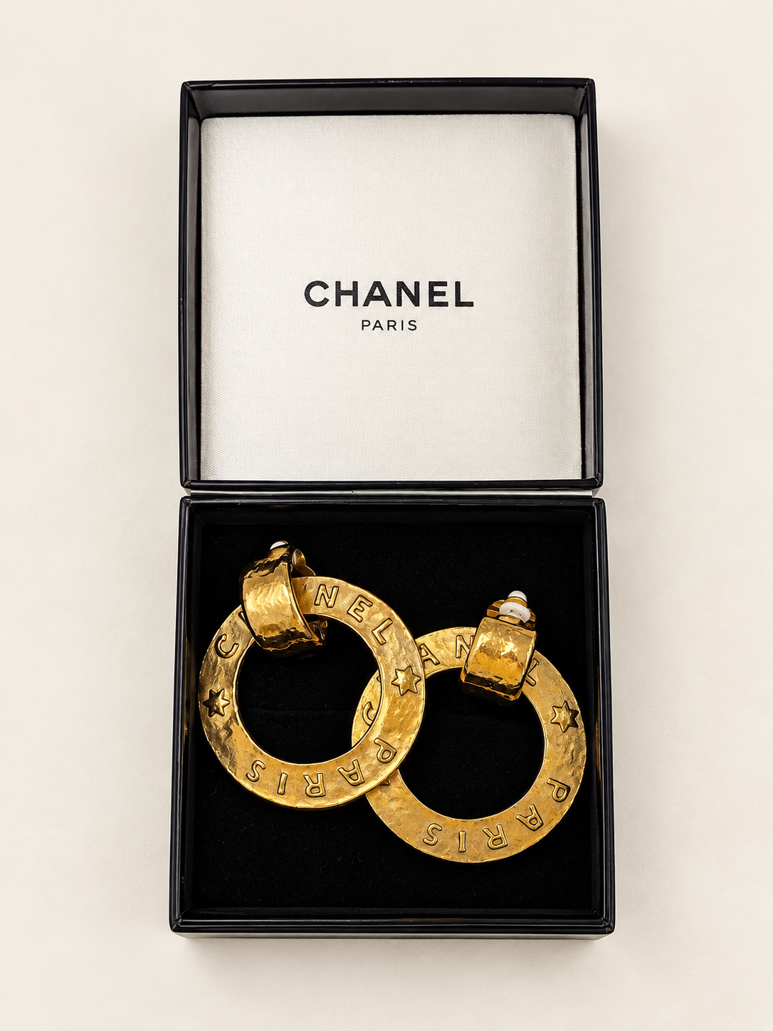 CHANEL Boucles d'oreilles Hoops