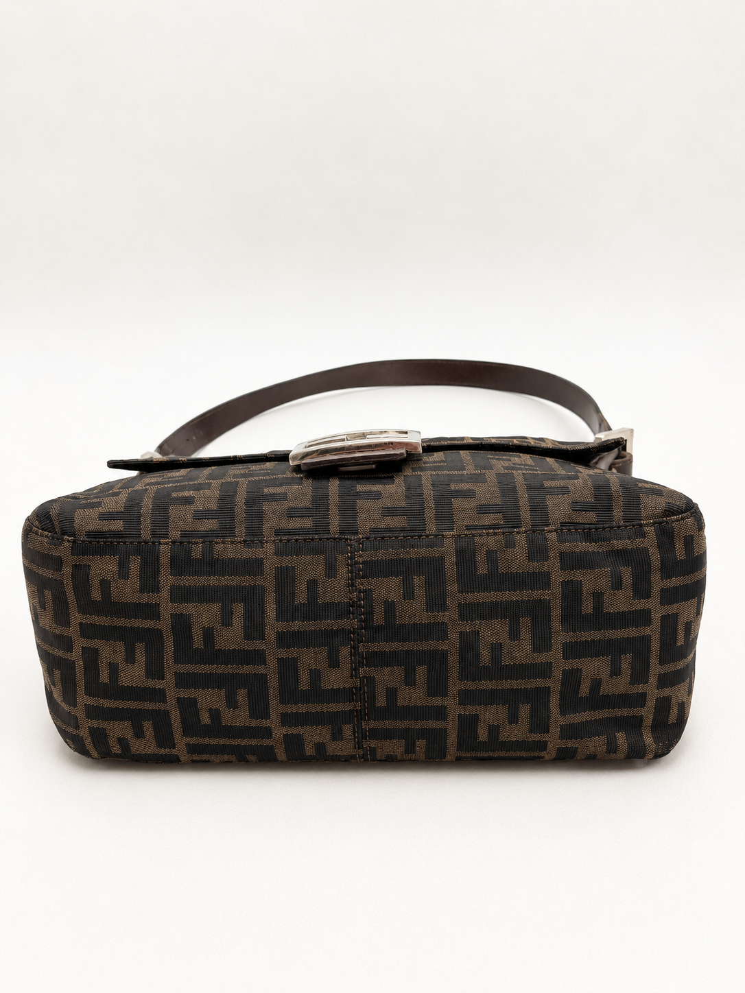 FENDI Sac Mamma Baguette