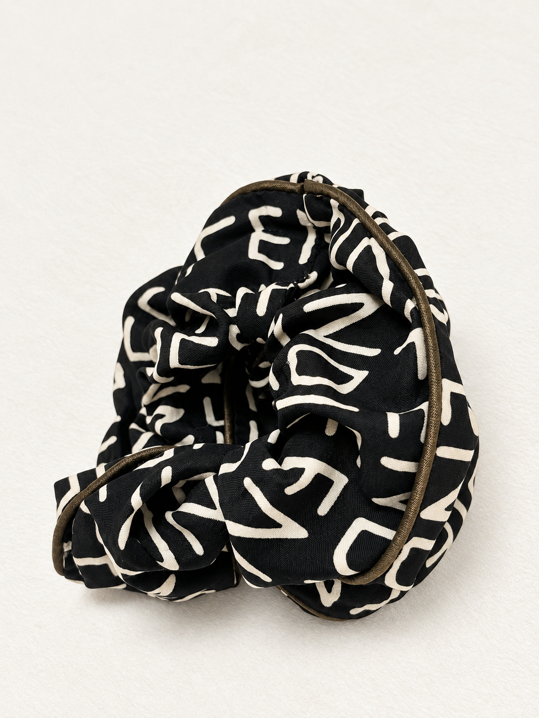 FENDI Chouchou Logo