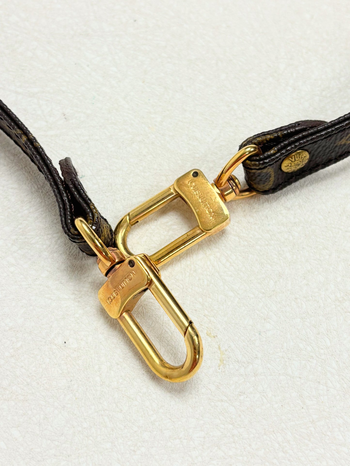 LOUIS VUITTON Bandoulière Monogramme