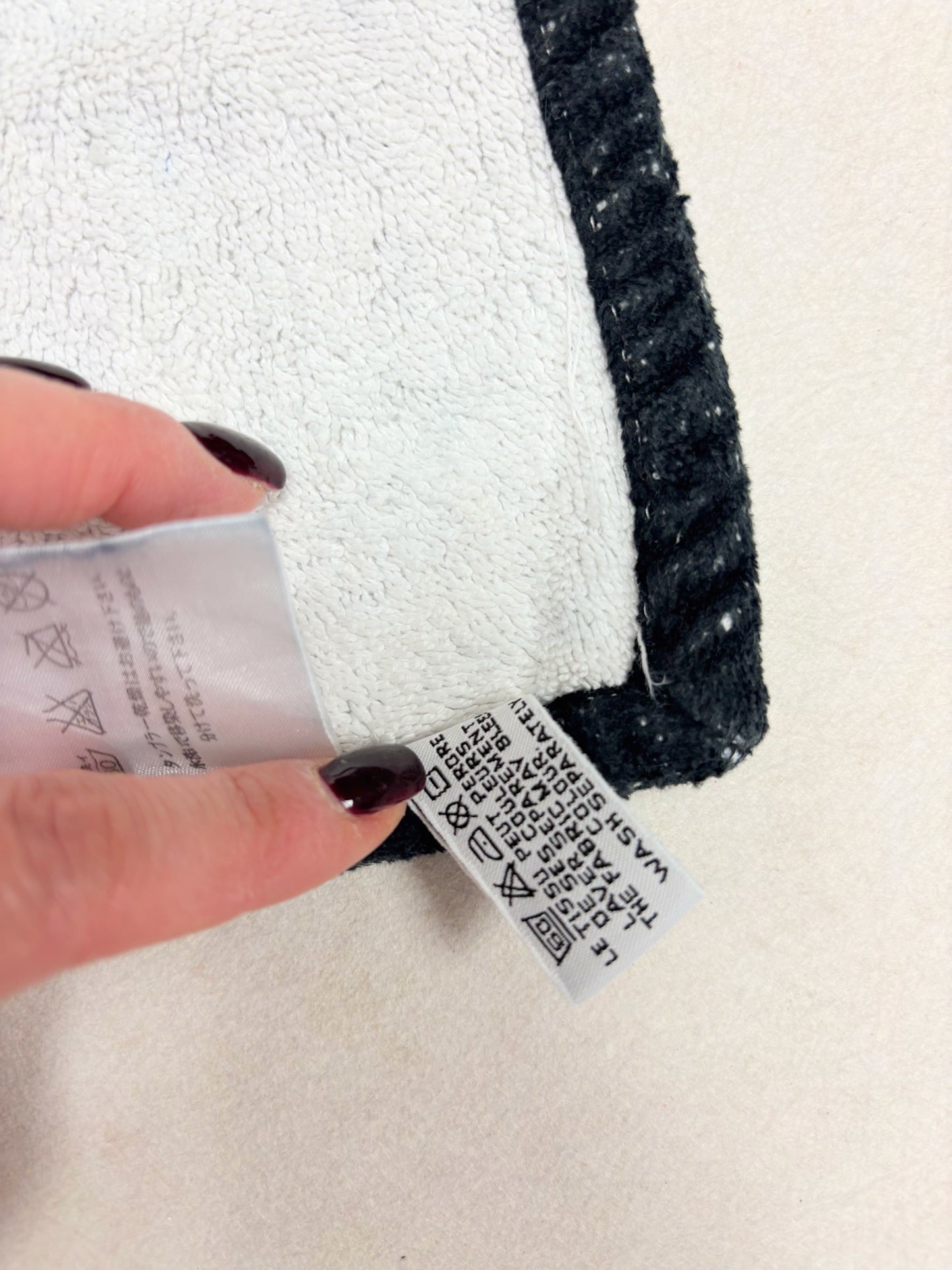 CHANEL Drap de bain