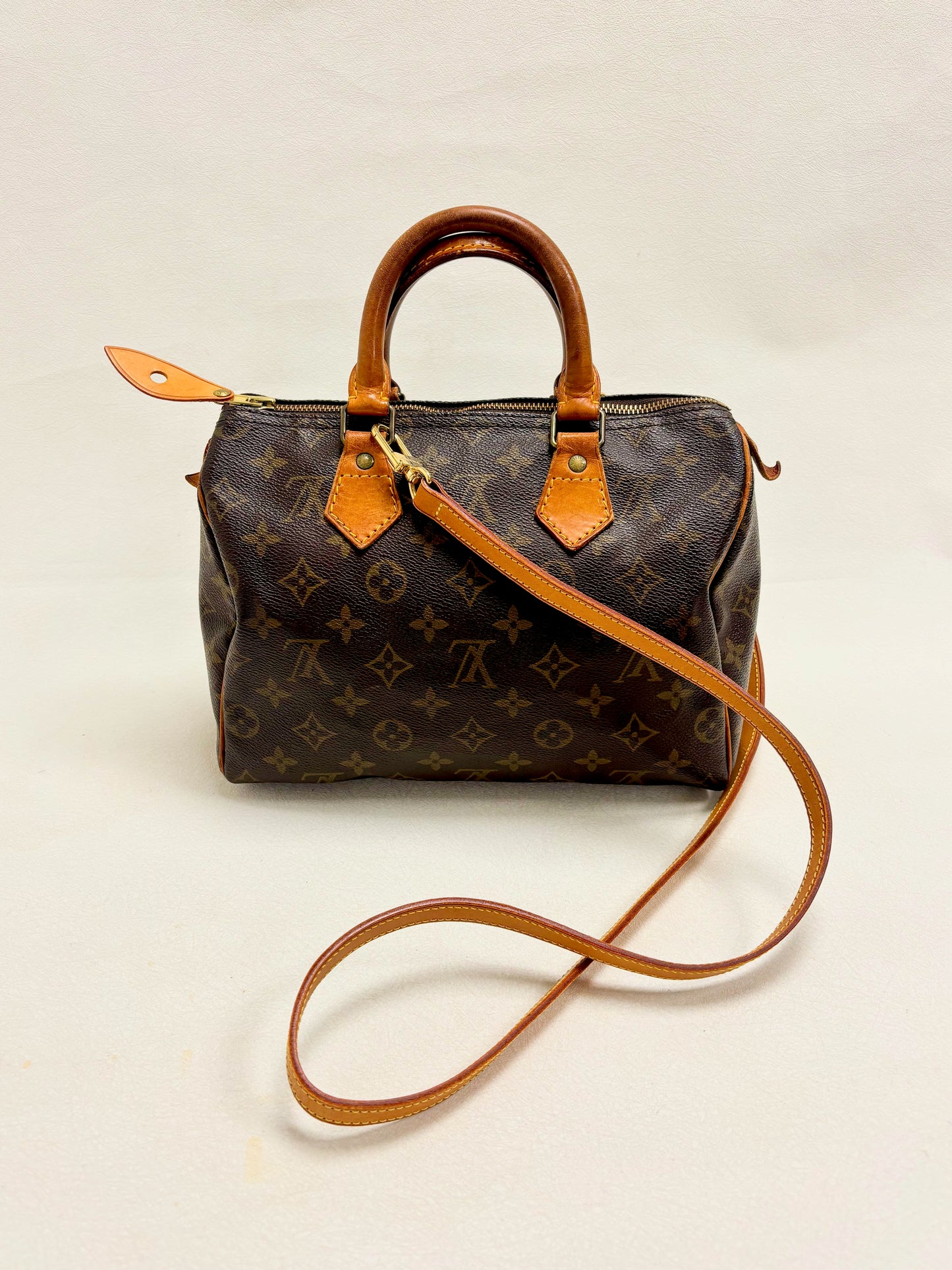 LOUIS VUITTON Bandoulière cuir