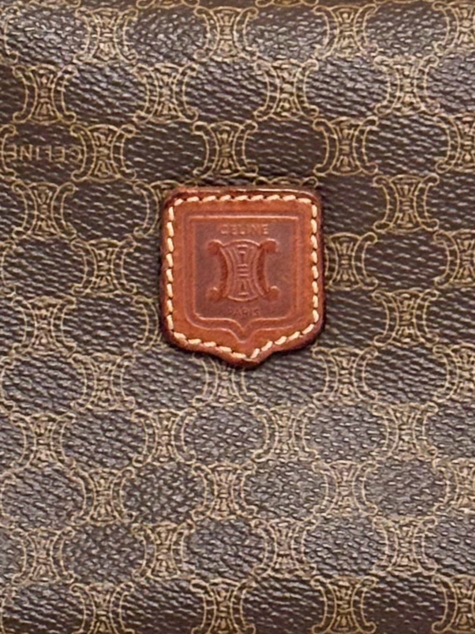 CÉLINE Pochette Triomphe