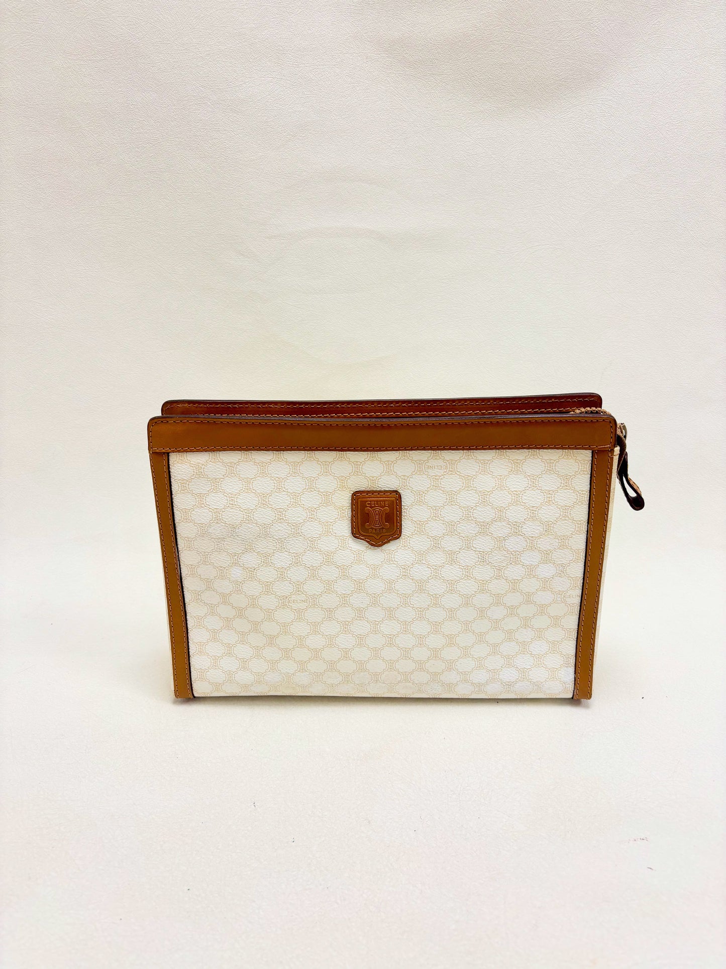 CÉLINE Pochette Triomphe