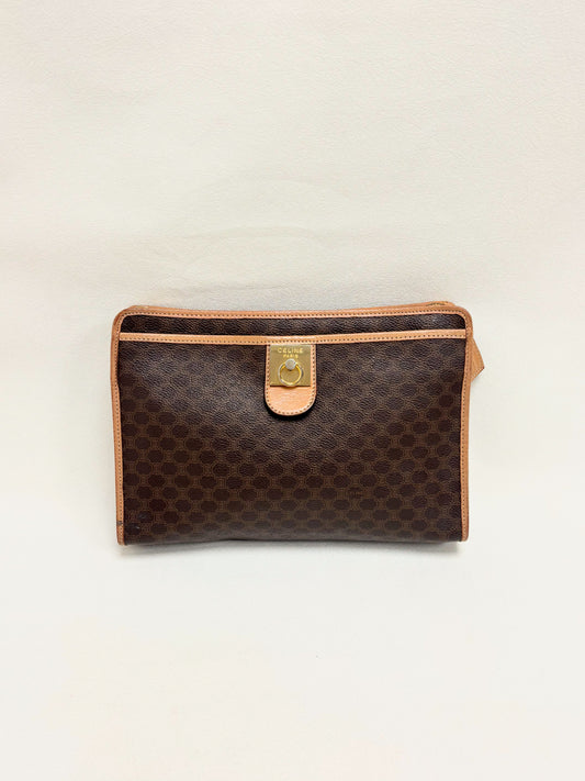CÉLINE Leather clutch
