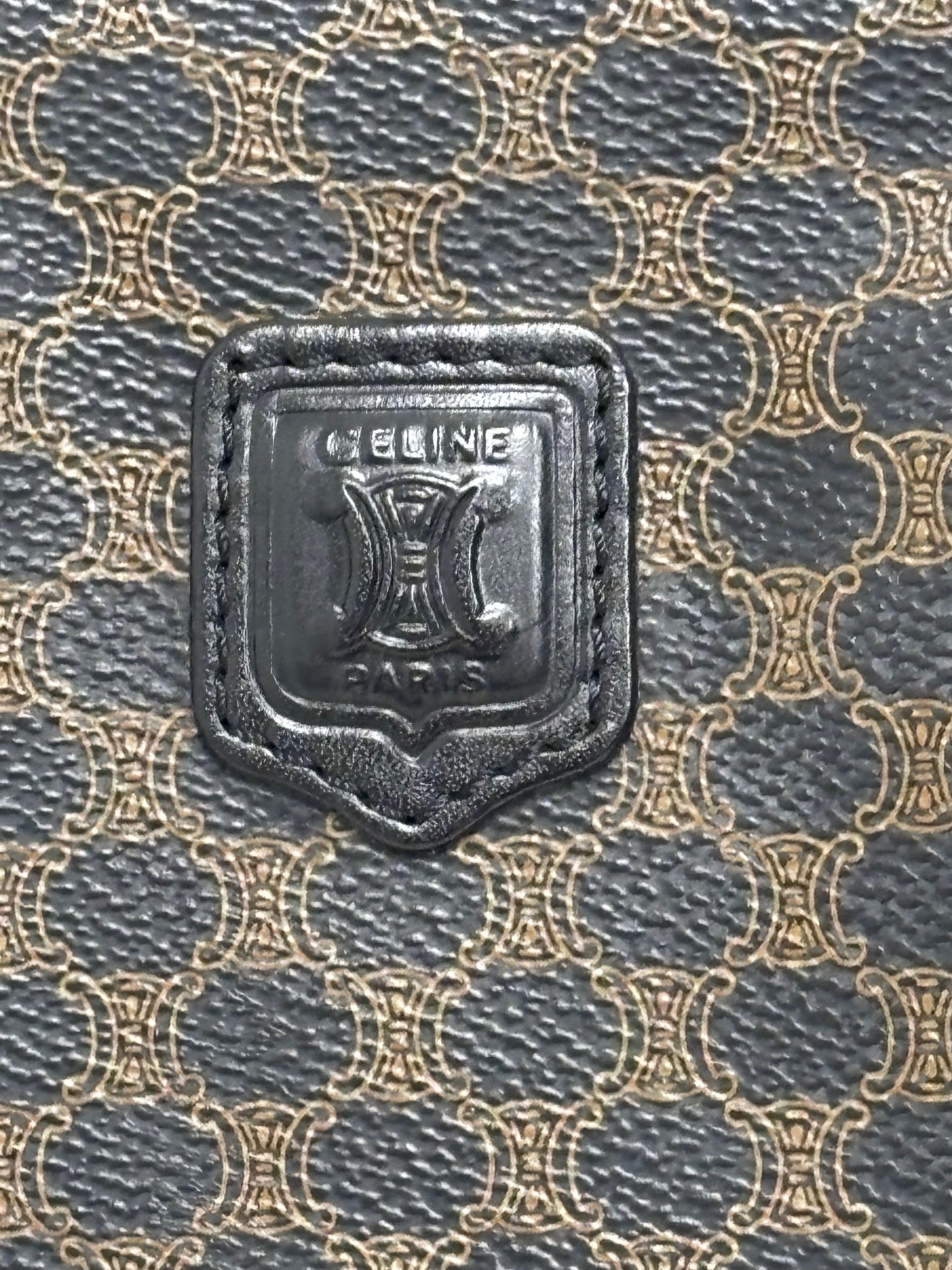 CÉLINE Pochette Triomphe