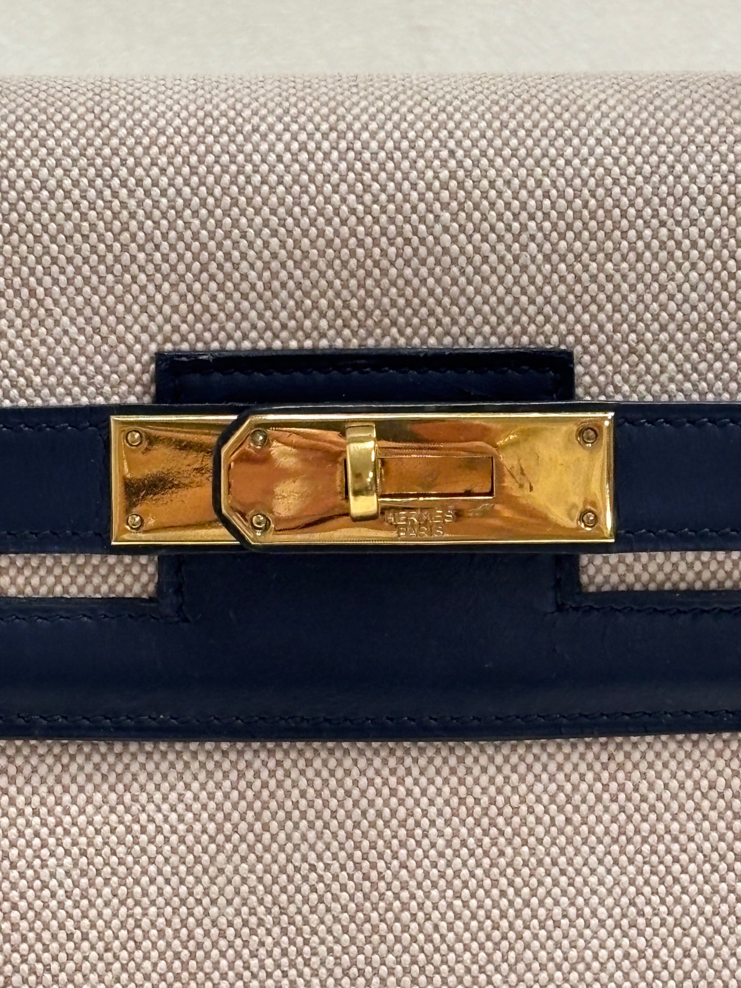 HERMÈS Sac Kelly Sellier 32 Box et Toile H