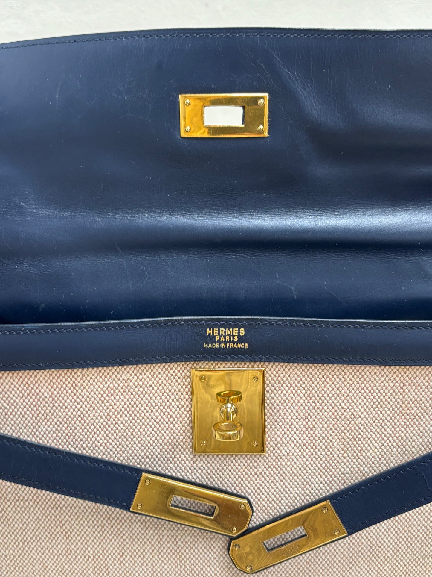 HERMÈS Sac Kelly Sellier 32 Box et Toile H