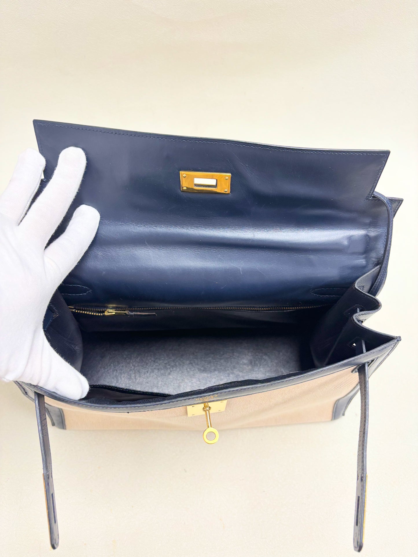 HERMÈS Sac Kelly Sellier 32 Box et Toile H