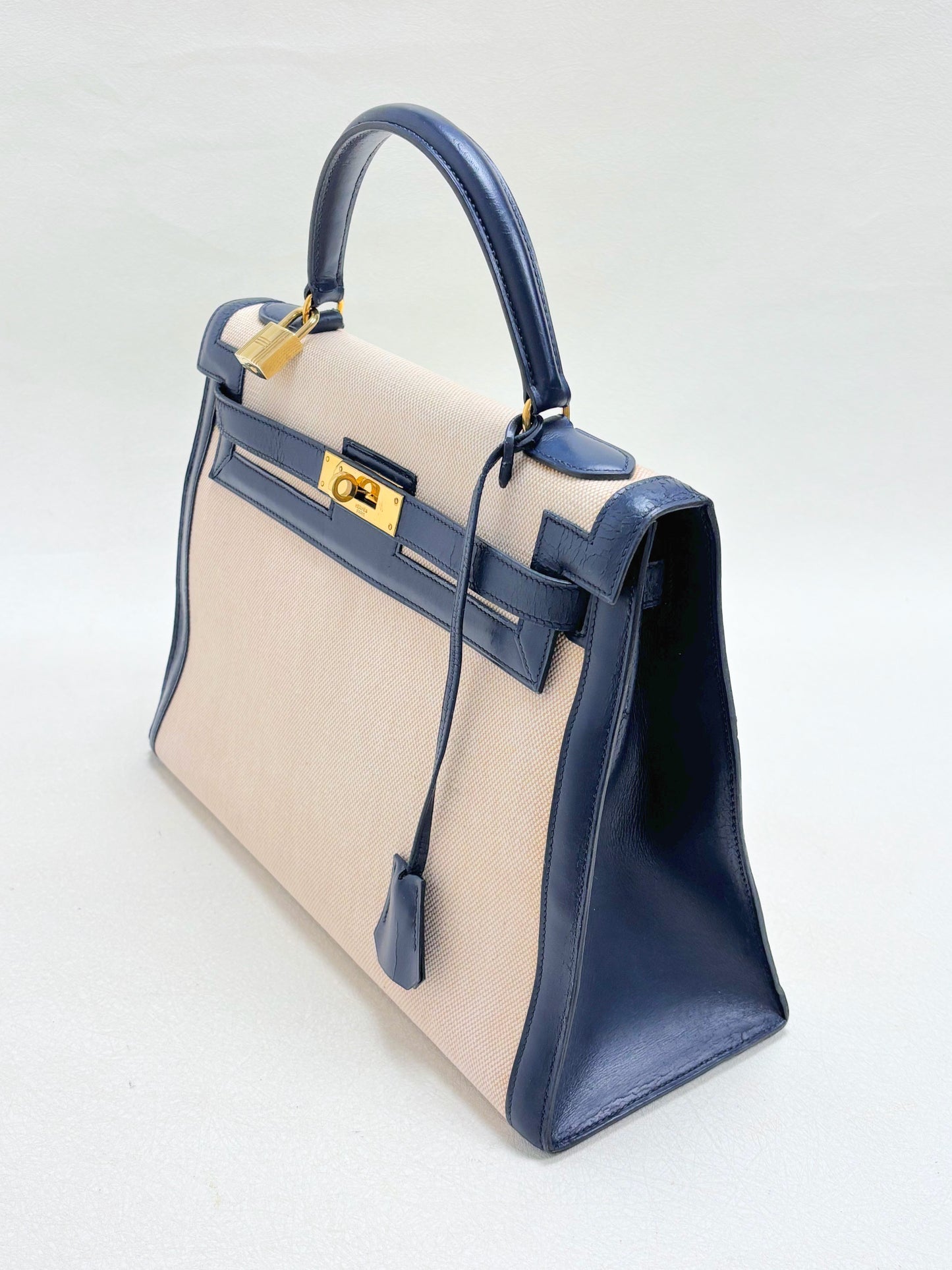 HERMÈS Sac Kelly Sellier 32 Box et Toile H