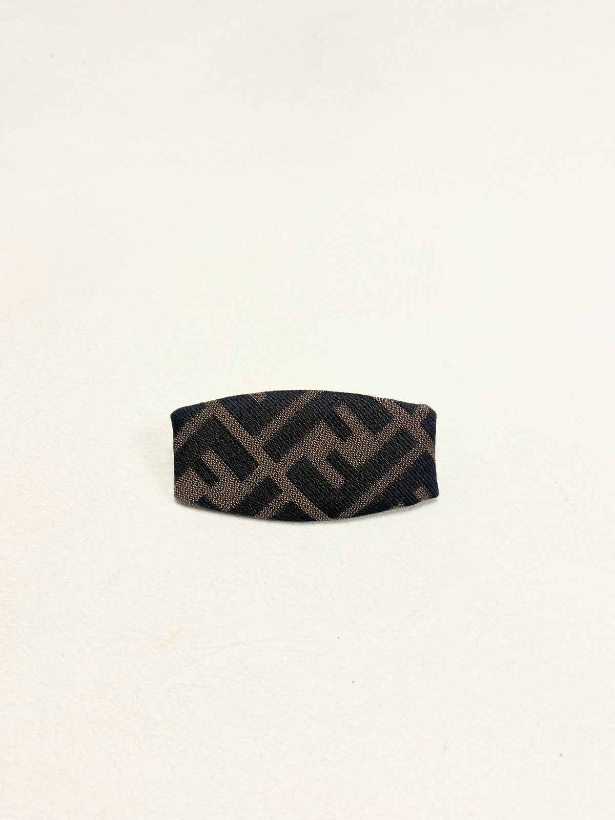 FENDI Barrette Zucca