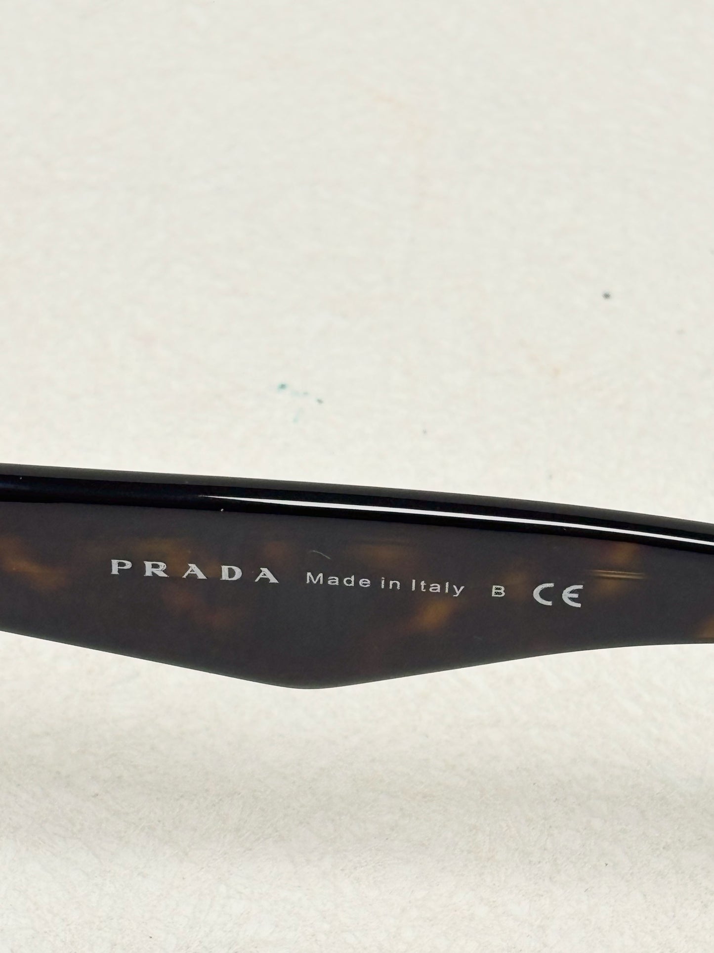 PRADA Lunettes de soleil