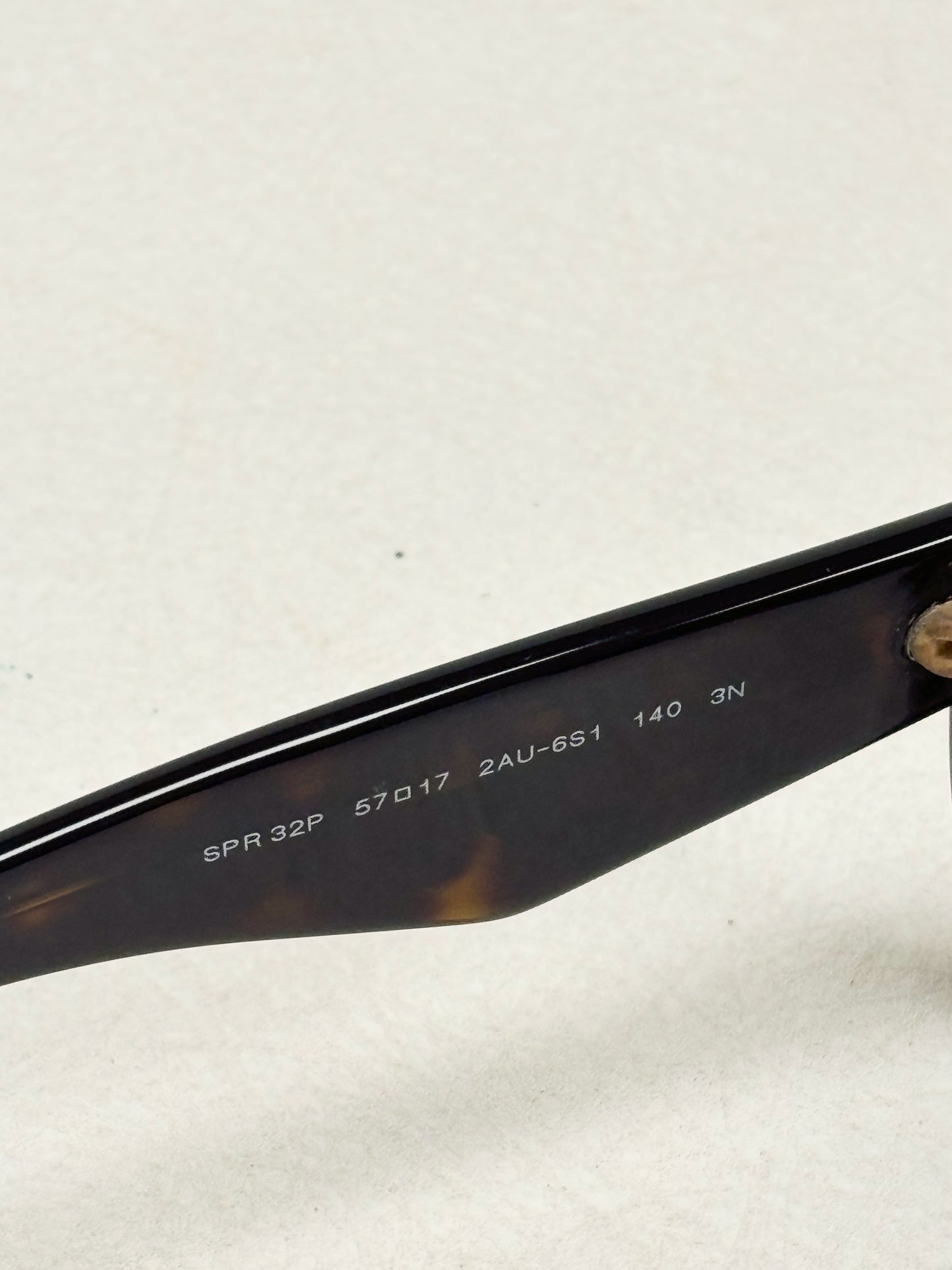 PRADA Lunettes de soleil