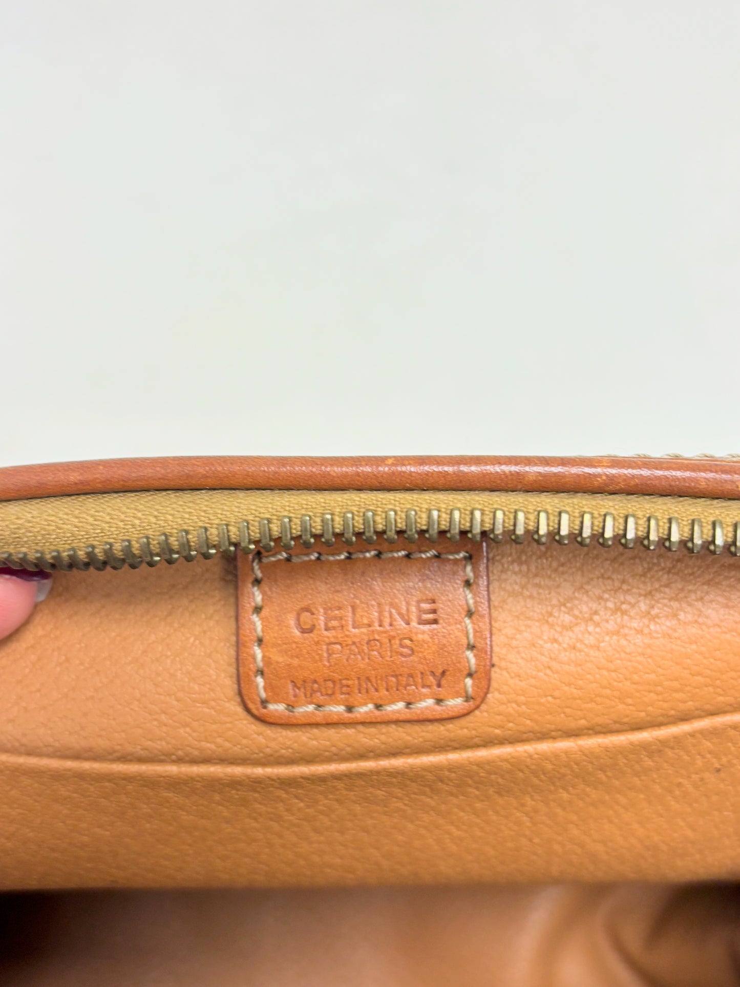 CÉLINE Pochette Triomphe