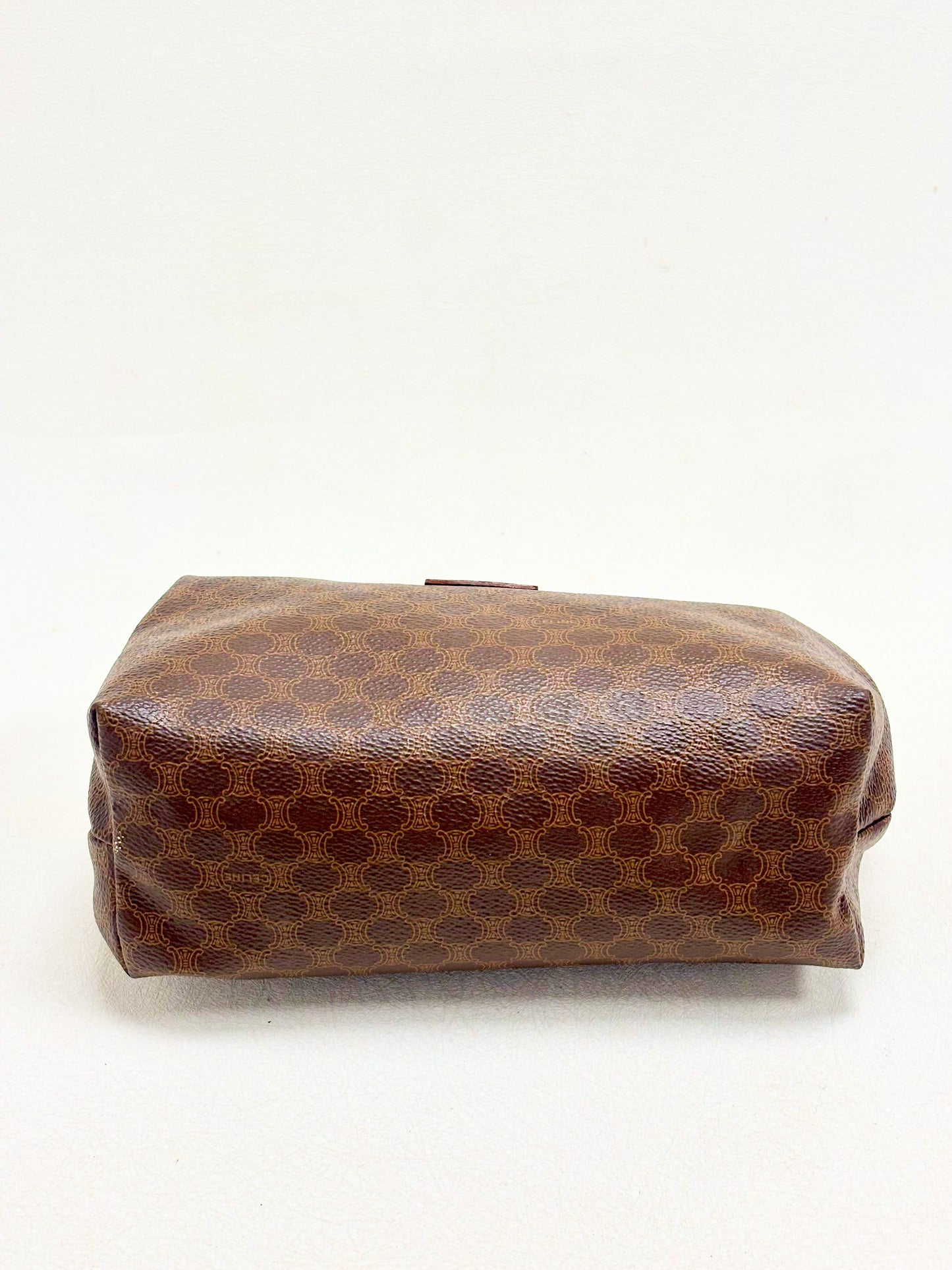 CÉLINE Pochette Triomphe