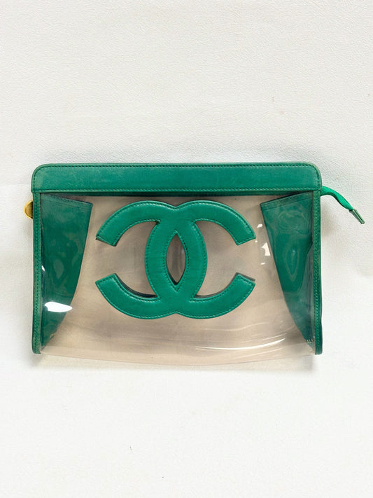 CHANEL Pochette Vinyle