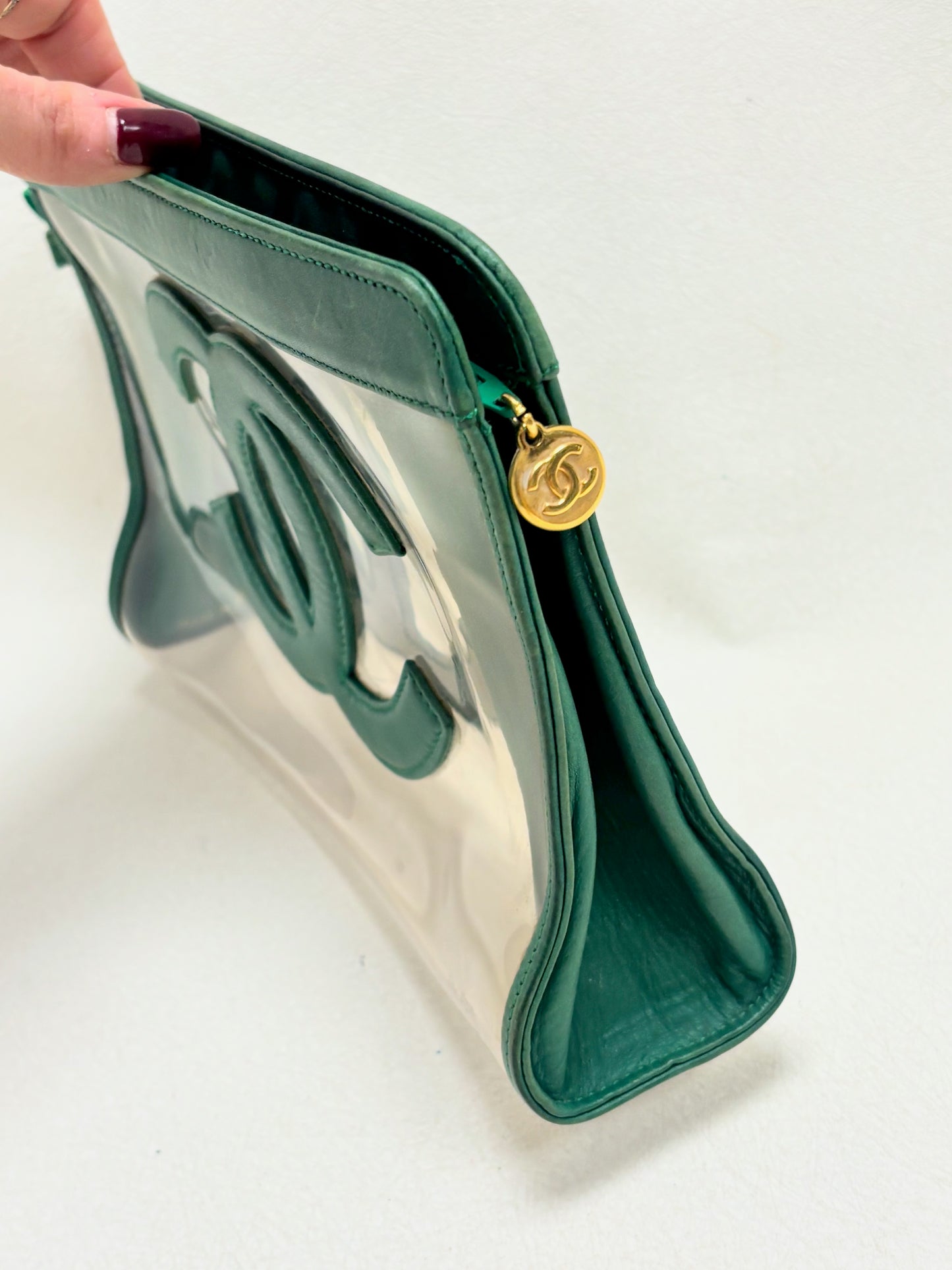 CHANEL Pochette Vinyle