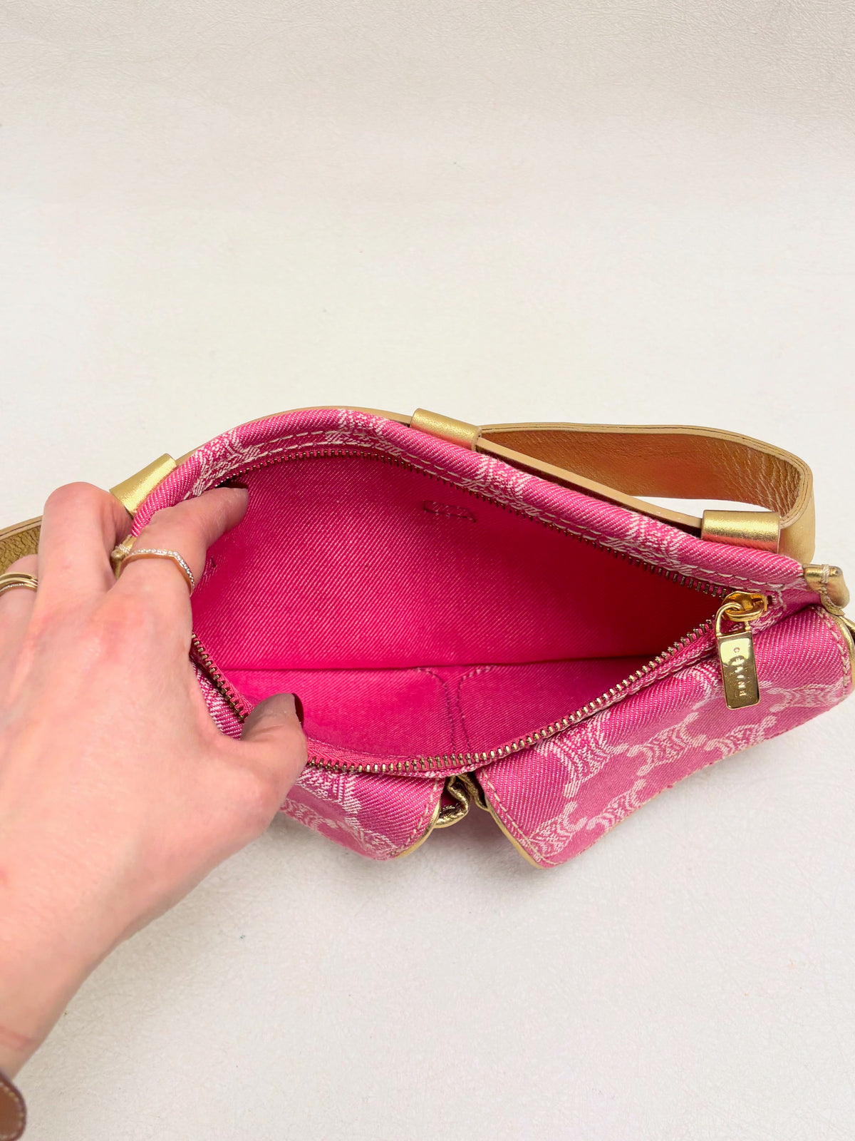 CÉLINE Sac Banane Triomphe