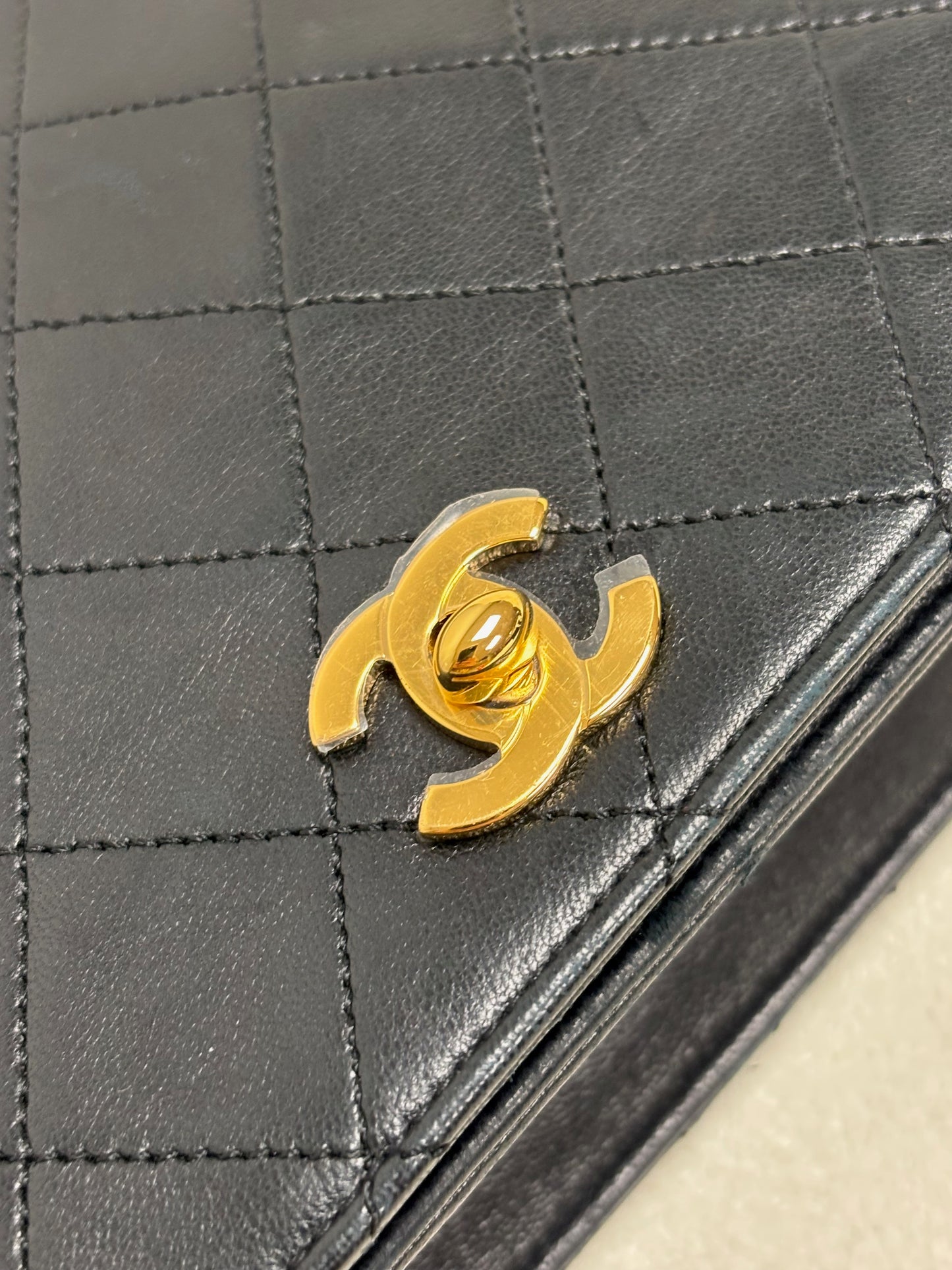 CHANEL Sac Classic Full Flap